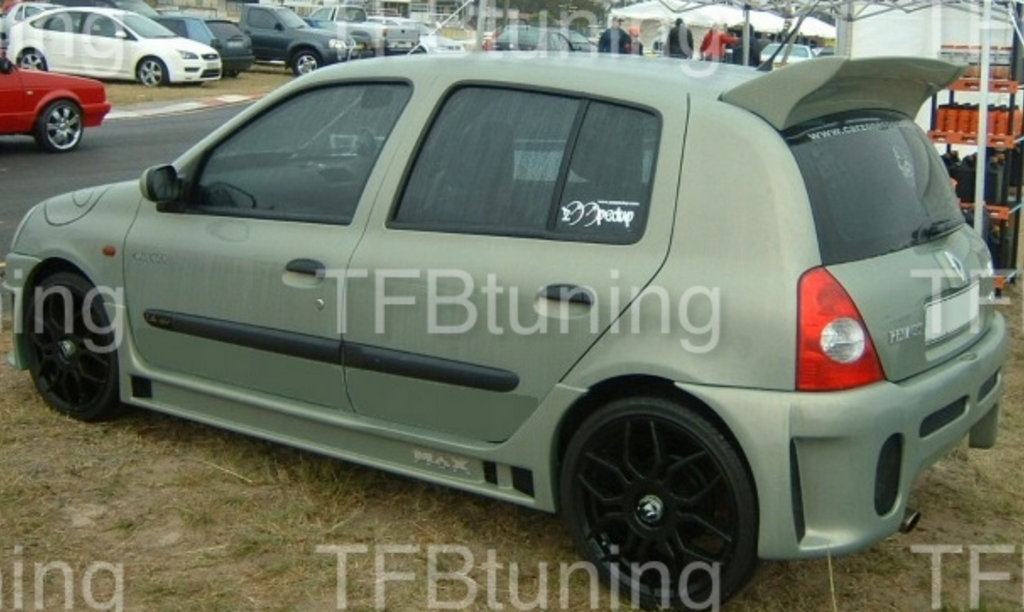 Eleron luneta portbagaj RENAULT CLIO 2 ver2 TFB TUNING