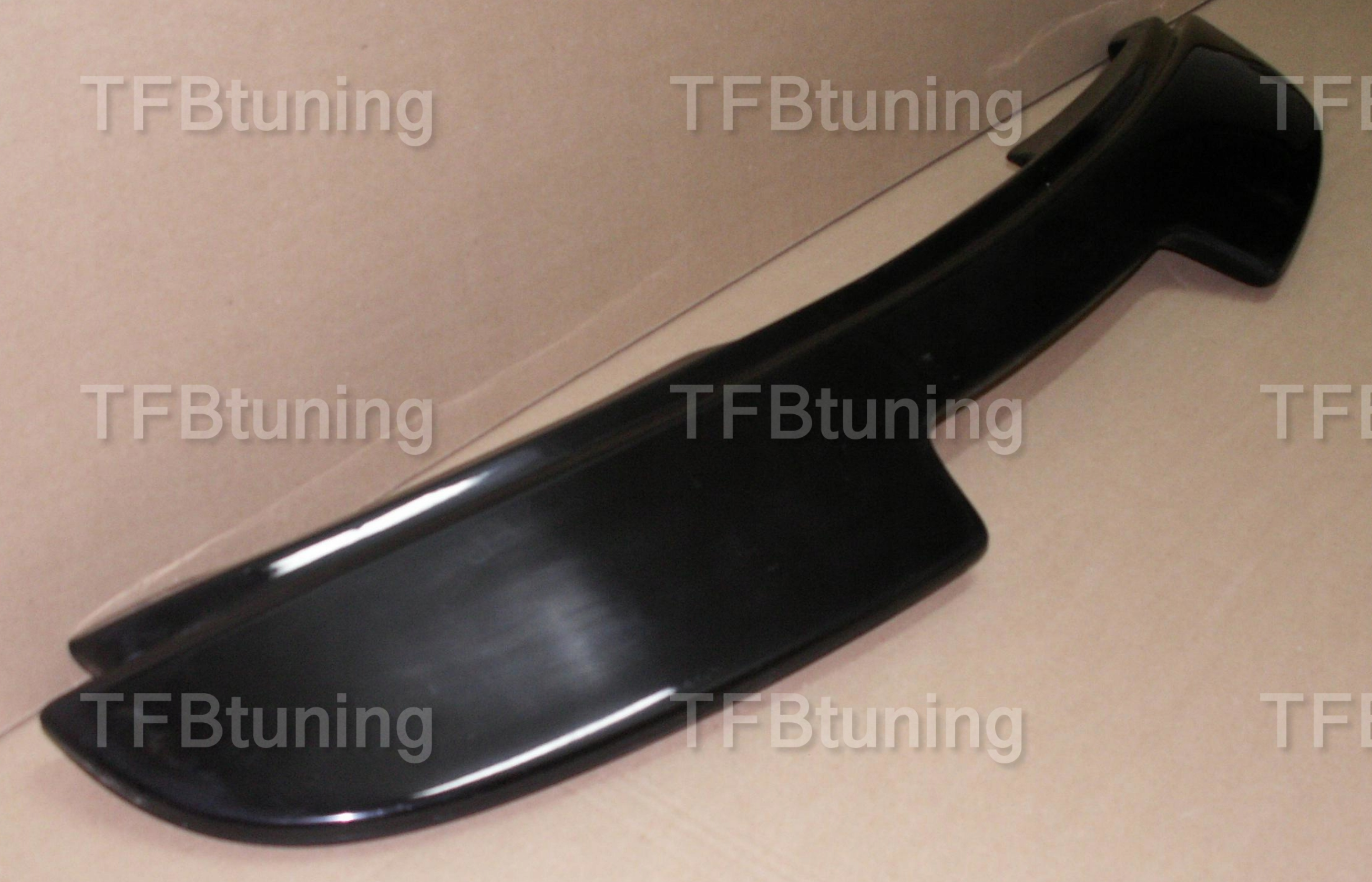 Eleron luneta portbagaj SEAT LEON 2 TFB TUNING