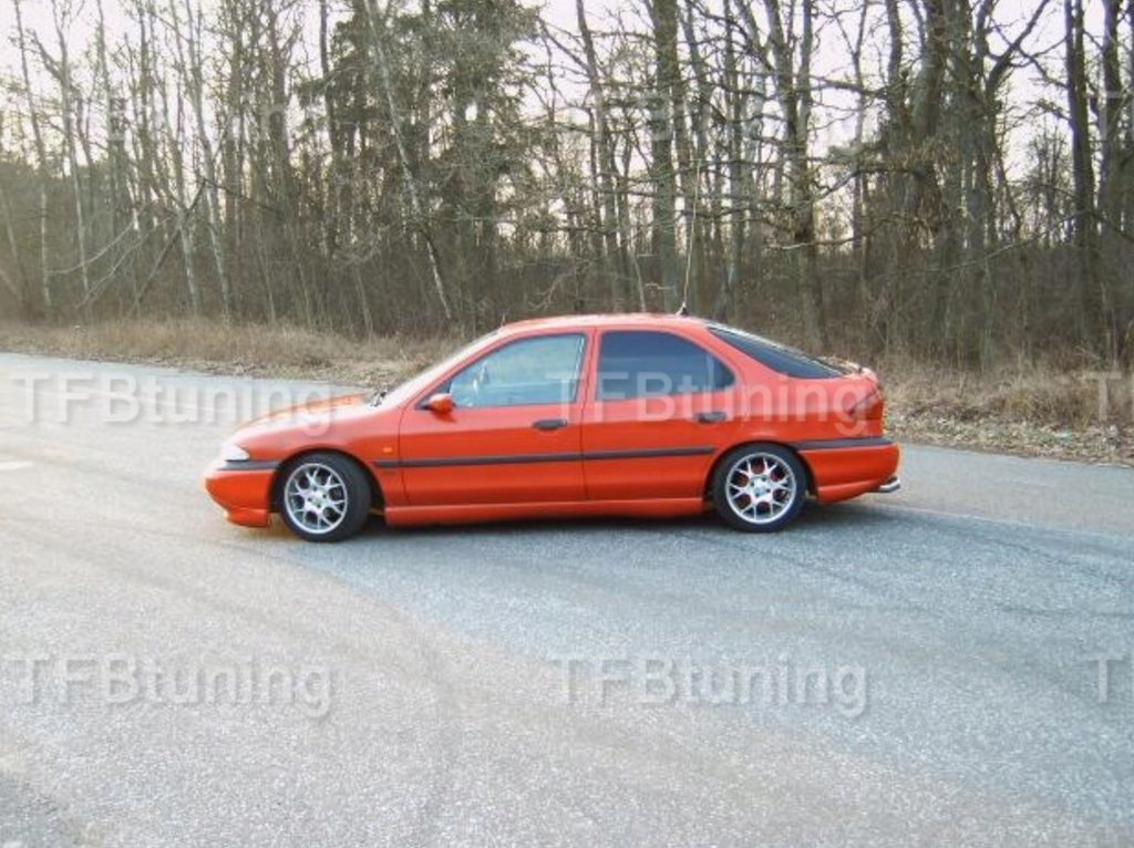 Praguri laterale FORD MONDEO 1993-2000 ver2 TFB TUNING