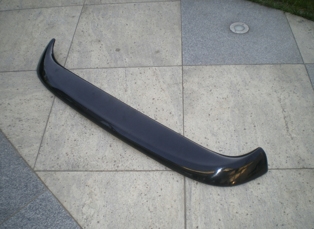 Eleron luneta portbagaj POLO 5 9N 01-09 TFB TUNING
