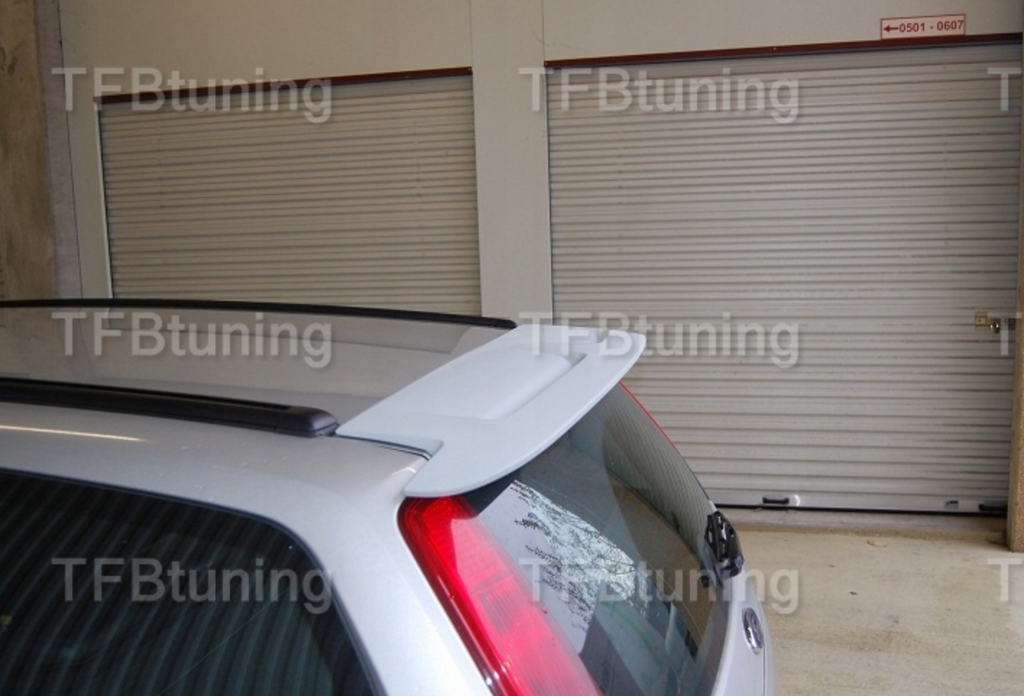 Eleron luneta portbagaj FORD FOCUS 2 BREAK COMBI TFB TUNING