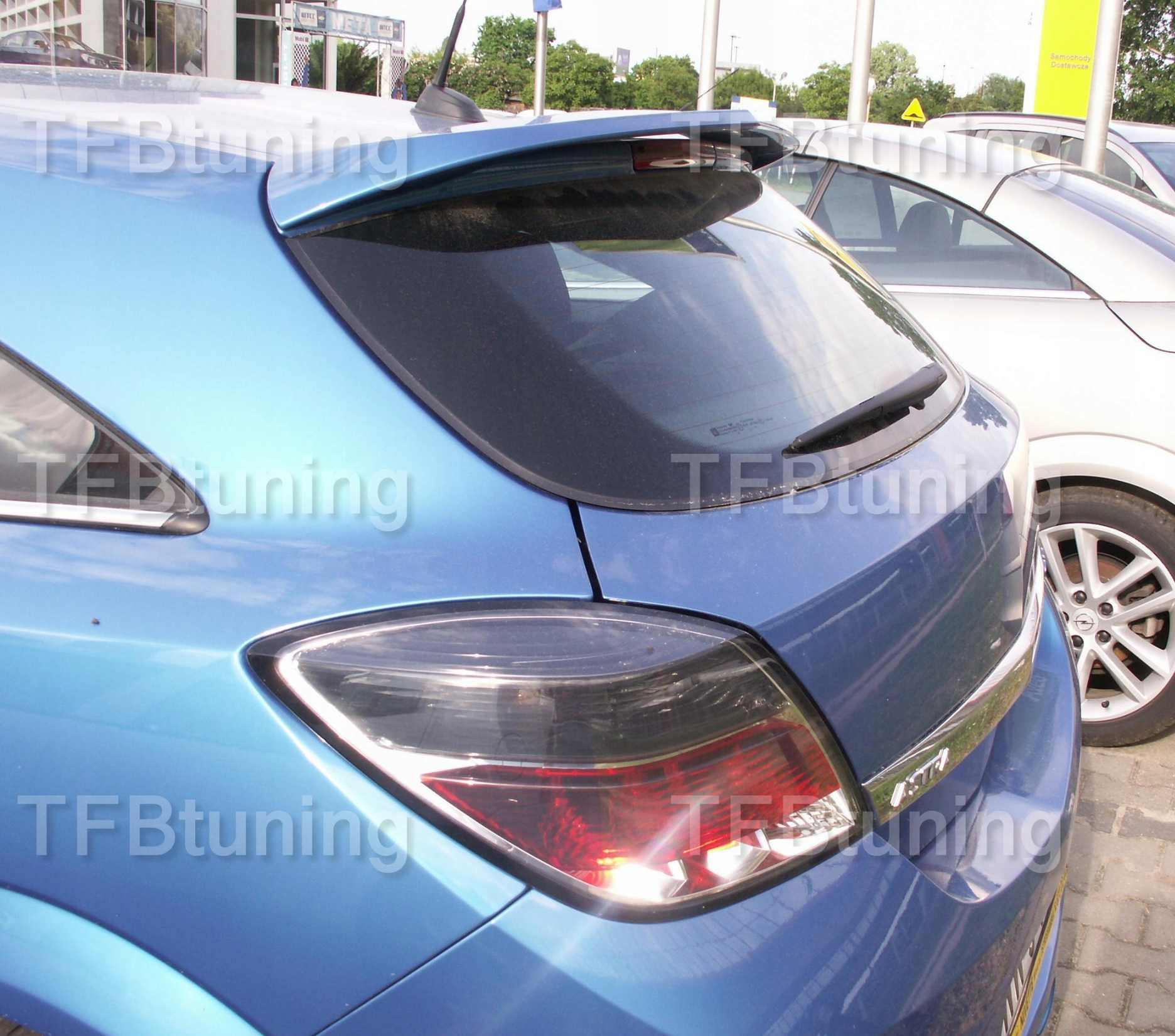 Eleron luneta portbagaj OPEL ASTRA H GTC TFB TUNING