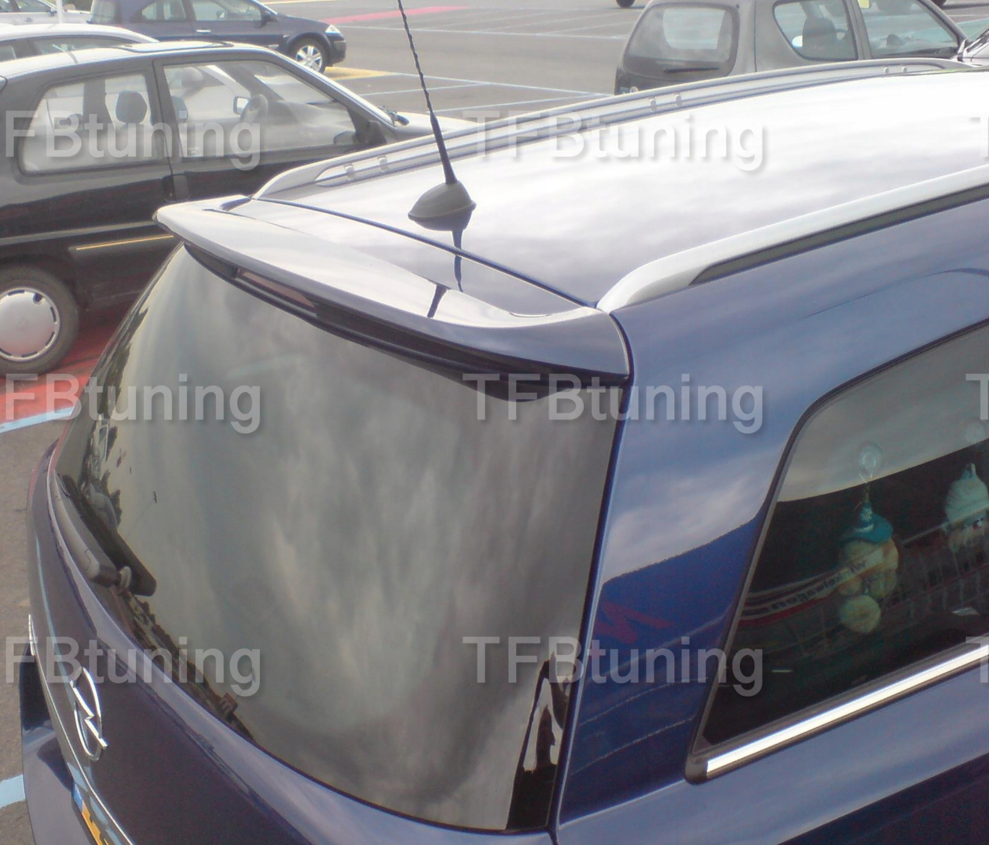 Eleron luneta portbagaj OPEL ASTRA H COMBI TFB TUNING