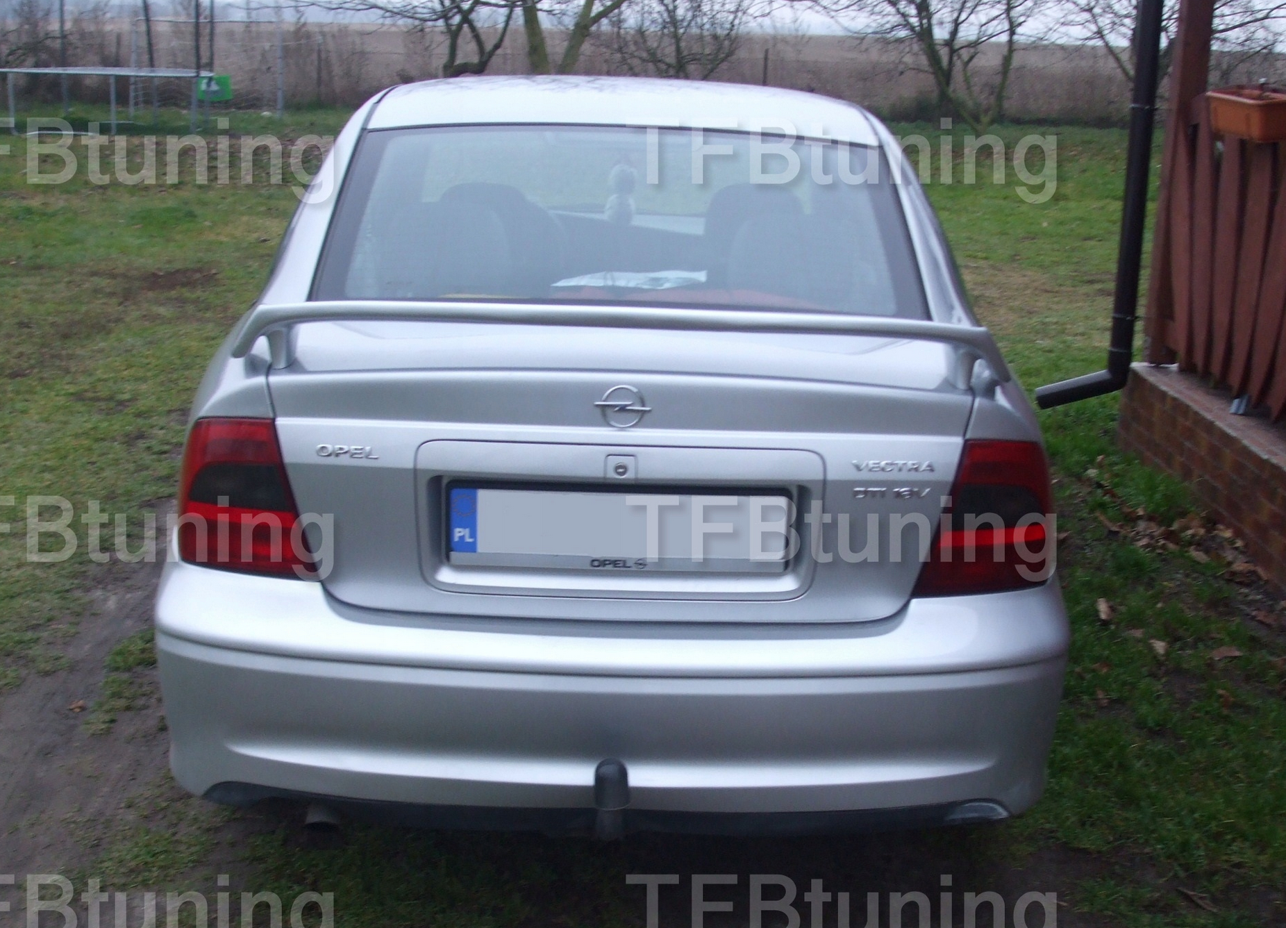 Eleron portbagaj OPEL VECTRA B TFB TUNING