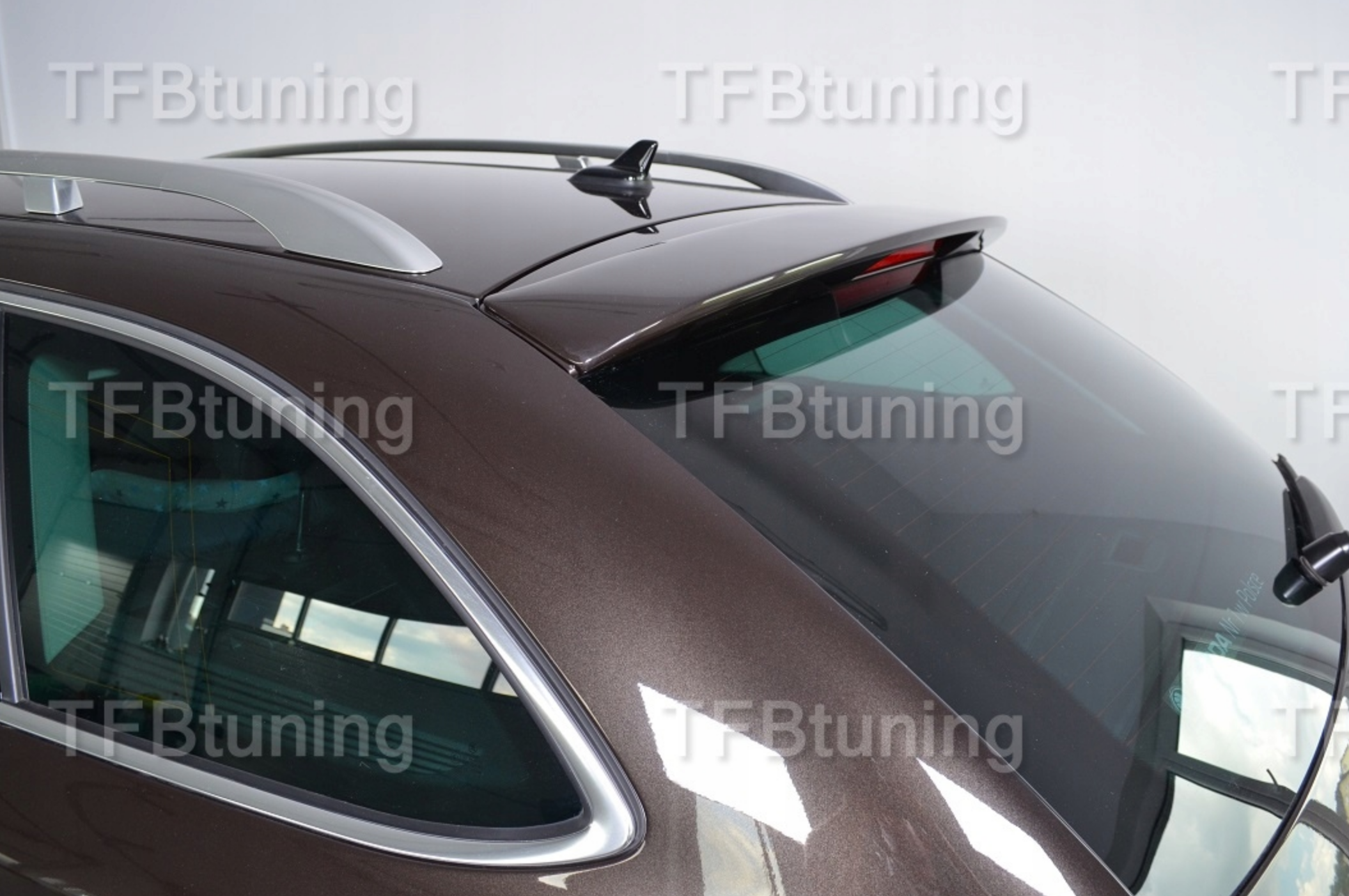 Eleron luneta portbagaj SKODA SUPERB 2 BREAK COMBI TFB TUNING