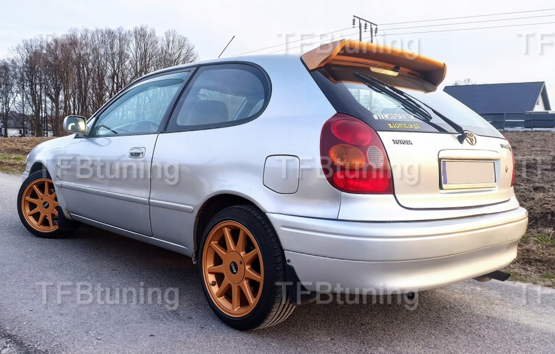 Eleron luneta portbagaj TOYOTA COROLLA E11 HB TFB TUNING