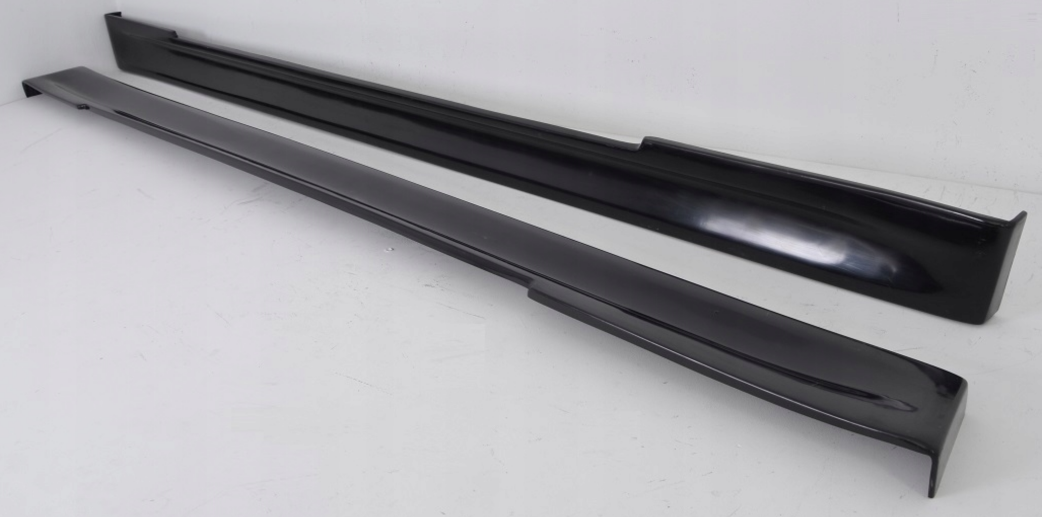 Praguri laterale MERCEDES 124 C124 A124 TFB TUNING