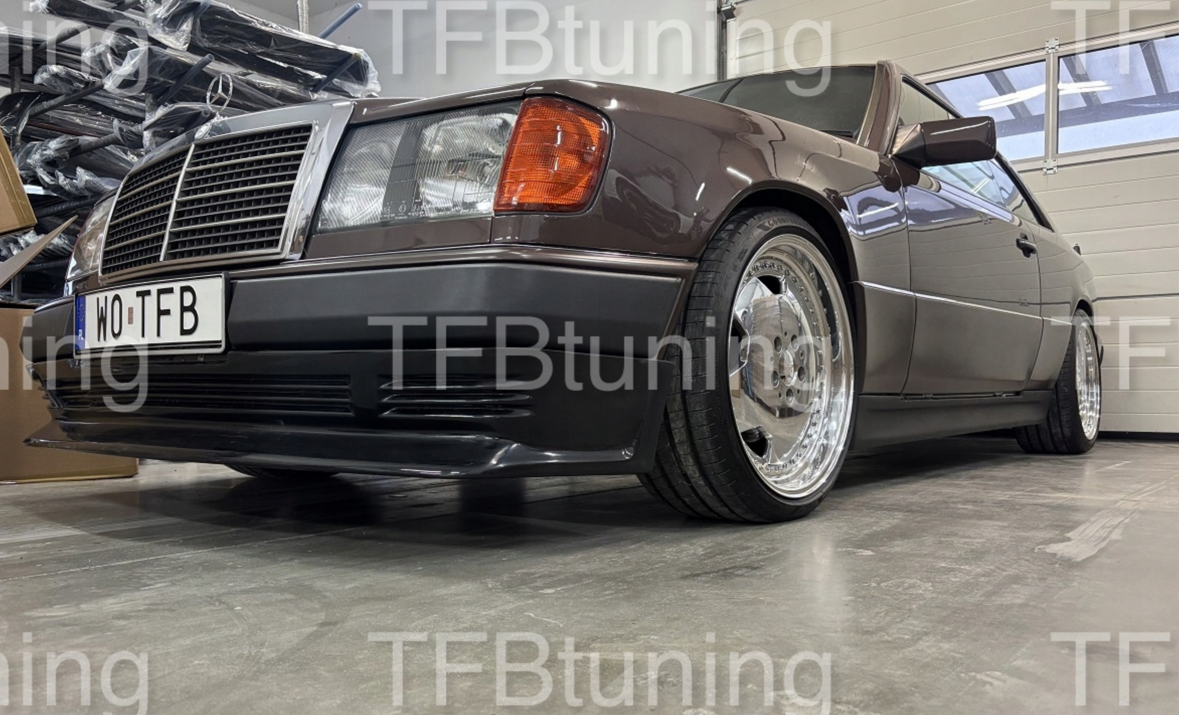 Praguri laterale MERCEDES 124 C124 A124 TFB TUNING