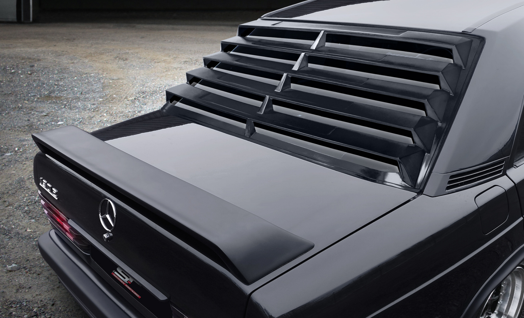 Jaluzea pentru luneta spoiler Louver Mercedes-Benz 190 (W201)