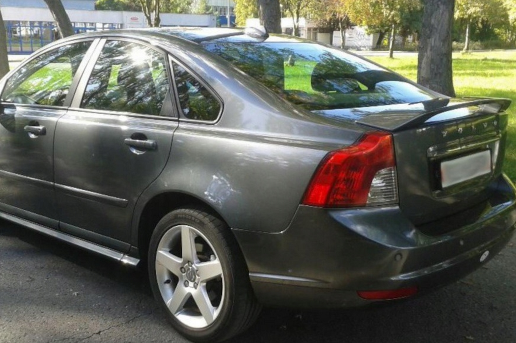 Eleron portbagaj Volvo S40 2004-2012 TFBT