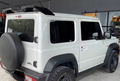 Eleron luneta portbagaj Suzuki Jimny IV 2018+ aspect G CLASS AMG negru lucios TFBT