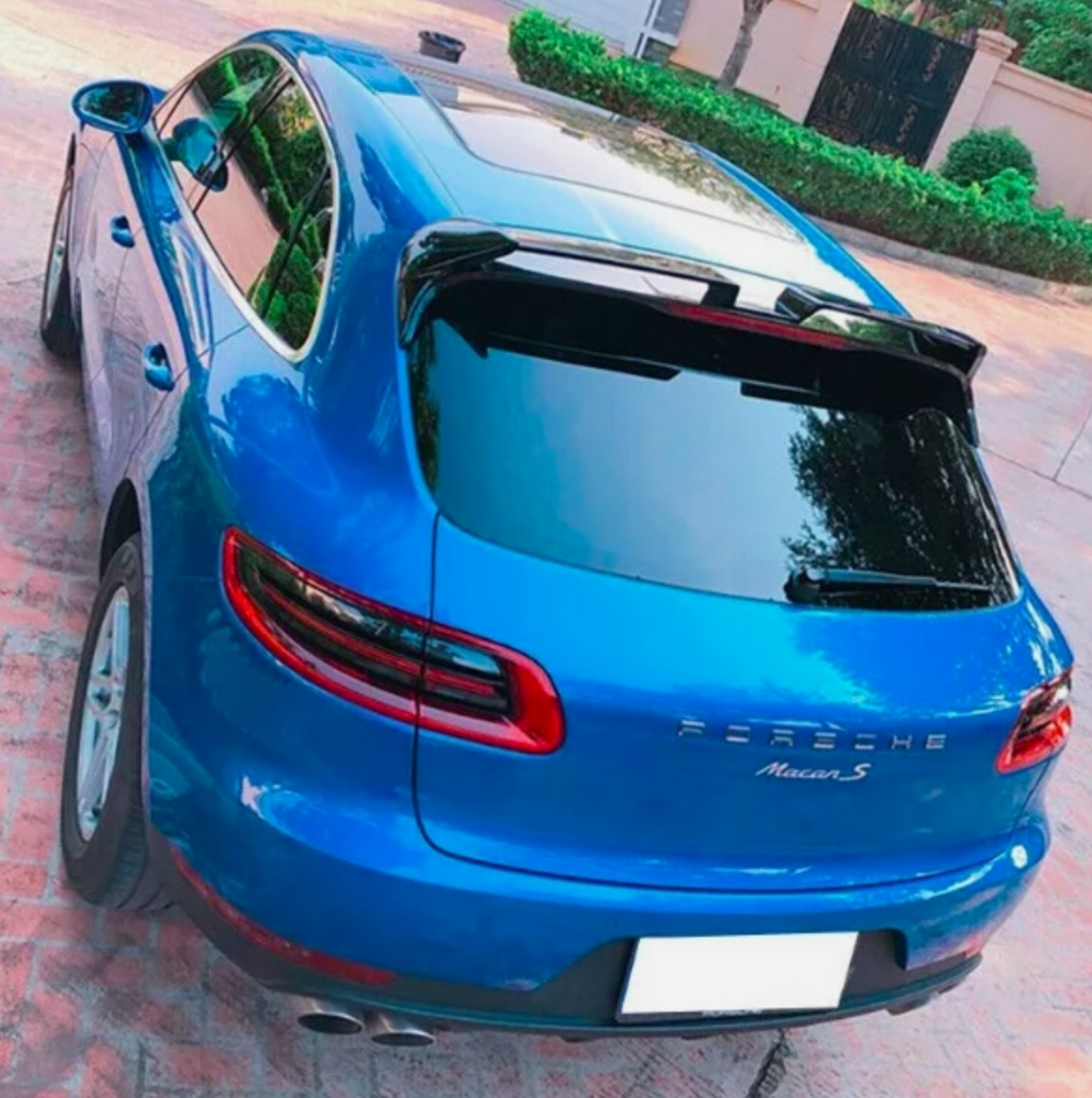 Eleron luneta portbagaj Porsche Macan 2014-2018 negru lucios TFBT