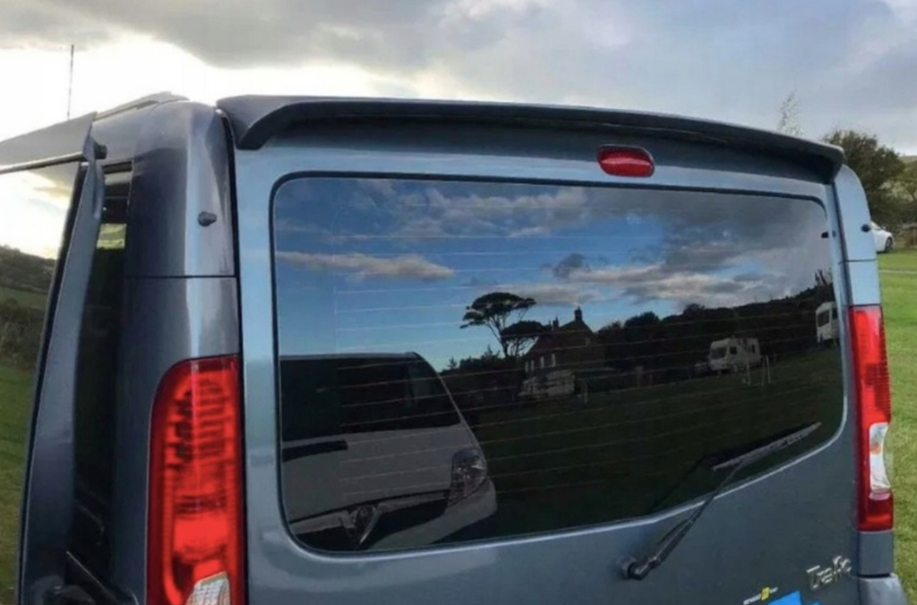 Eleron luneta portbagaj OPEL VIVARO RENAULT TRAFFIC 2001-2014 ver1 TFBT