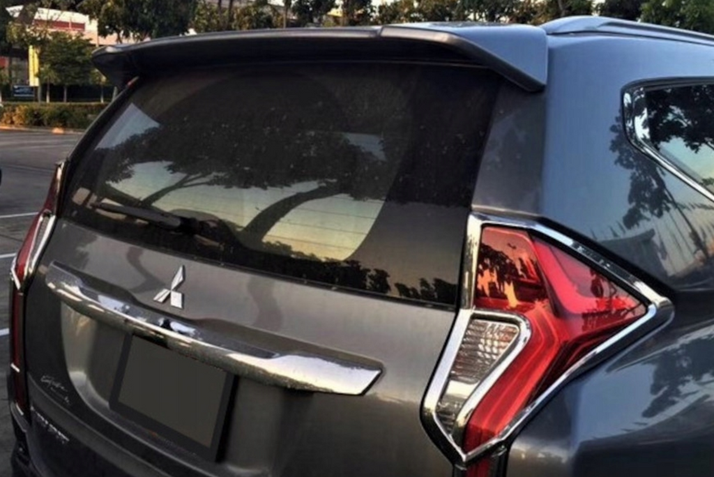 Eleron luneta portbagaj Mitsubishi Pajero 2016+ TFBT