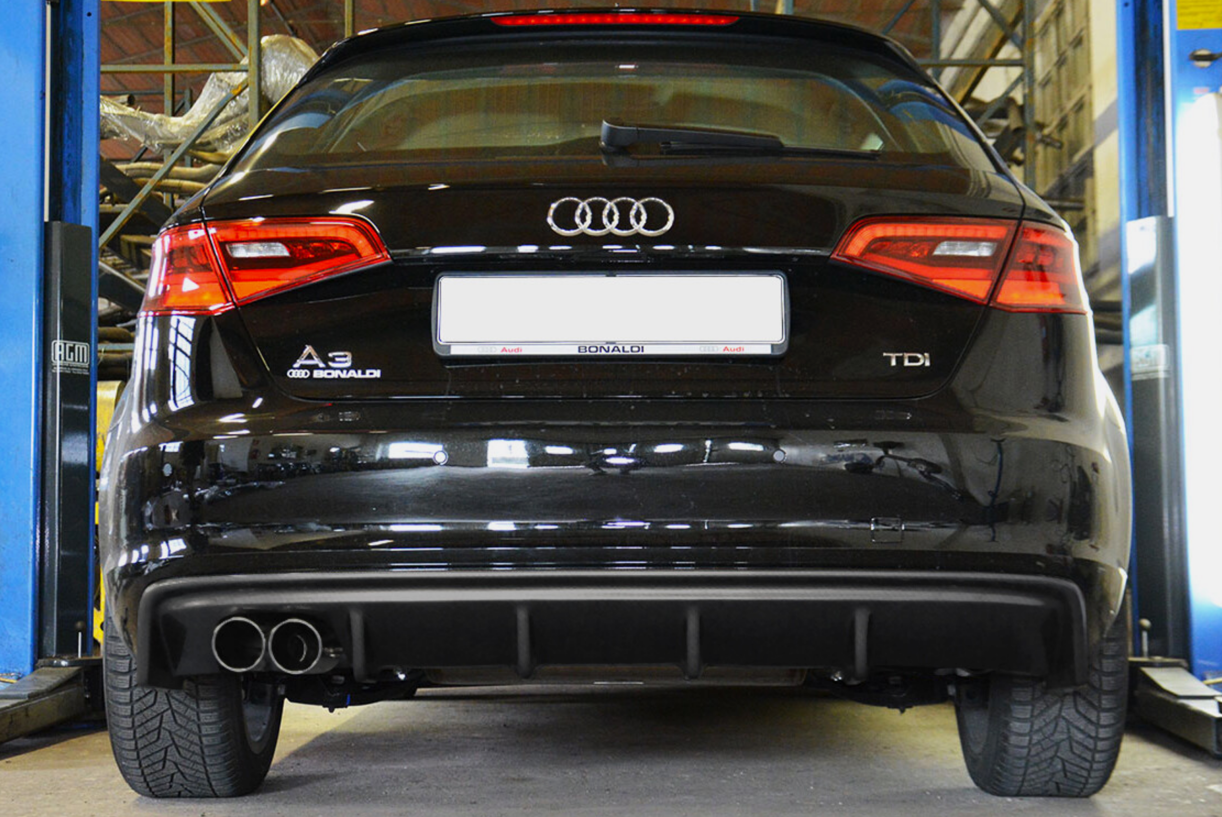 Difuzor bara spate fusta spoiler lip AUDI A3 8V 2013-2016 pentru bara standard TFB TUNING