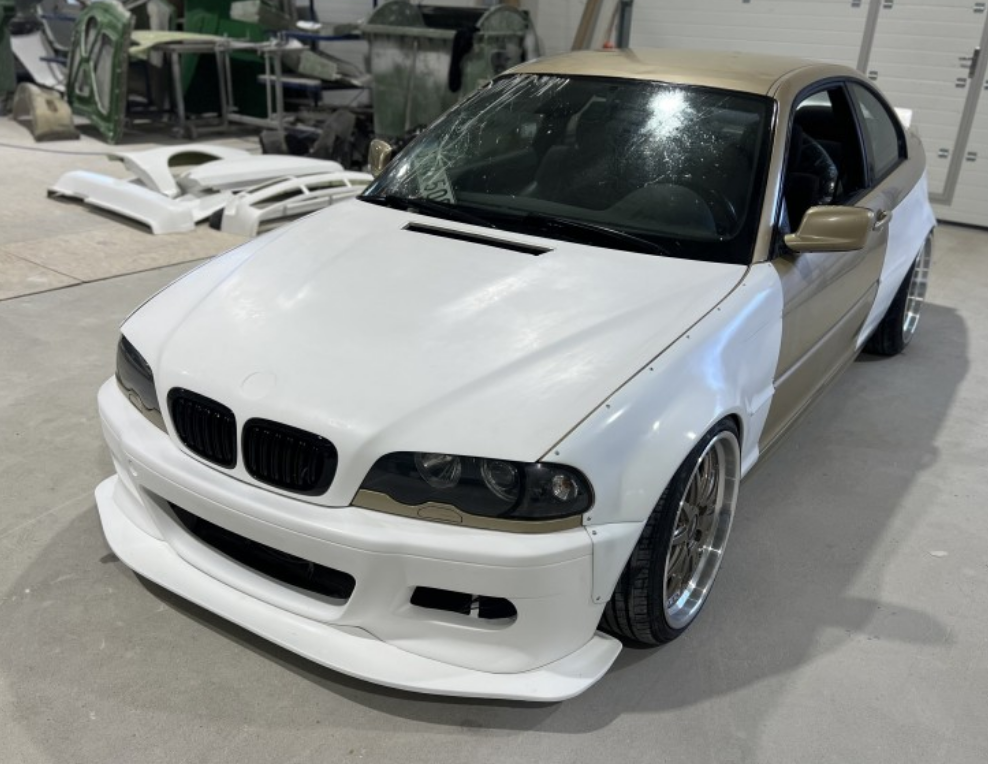 BODY KIT BMW Seria 3 E46 COUPE Fata +3.5CM Spate +4.5 aspect FELONY FORM TFB TUNING