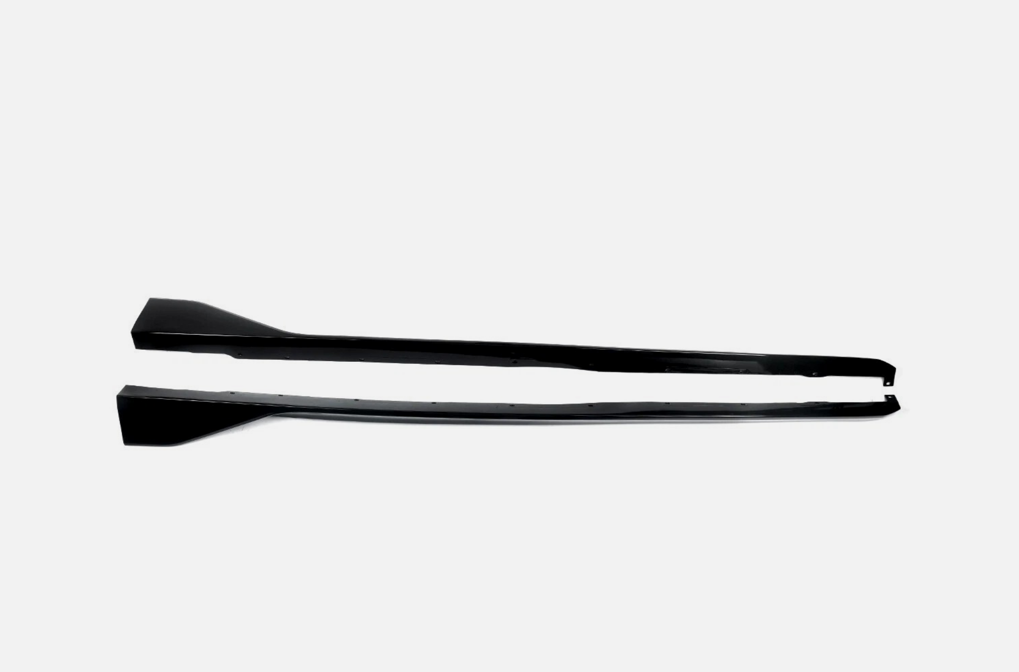 Praguri laterale BMW Seria 1 F40 negru lucios