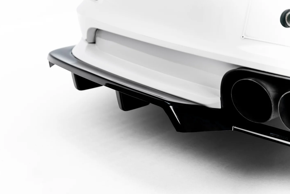 Prelungire difuzor bara spate spoiler fusta lip cu aripioare laterale Porsche 911 GT3 991 - Maxton Design