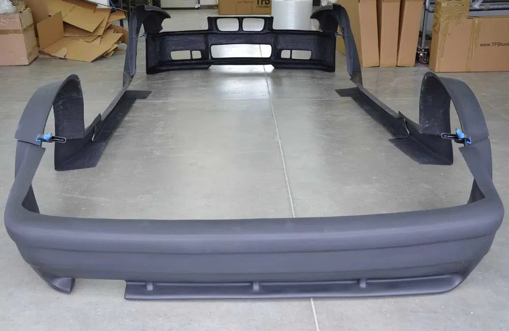BODY KIT BMW Seria 3 E36 Coupe GTR TFB TUNING