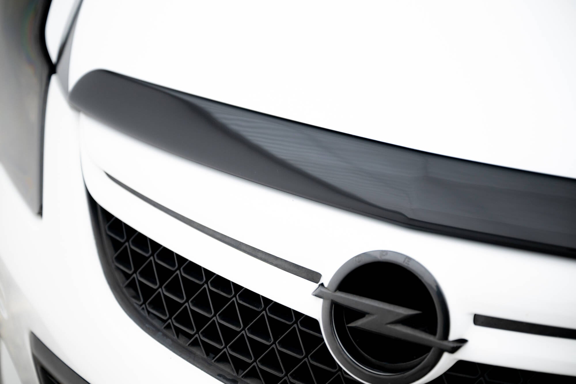 Ornament capota Opel Corsa D Mk4 OPC VXR 2006-2014 v1 - Maxton Design