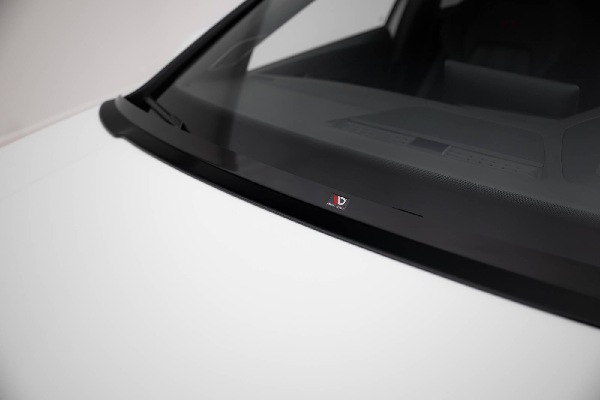 Eleron capota Volkswagen Golf Mk8 2019- v10 - Maxton Design