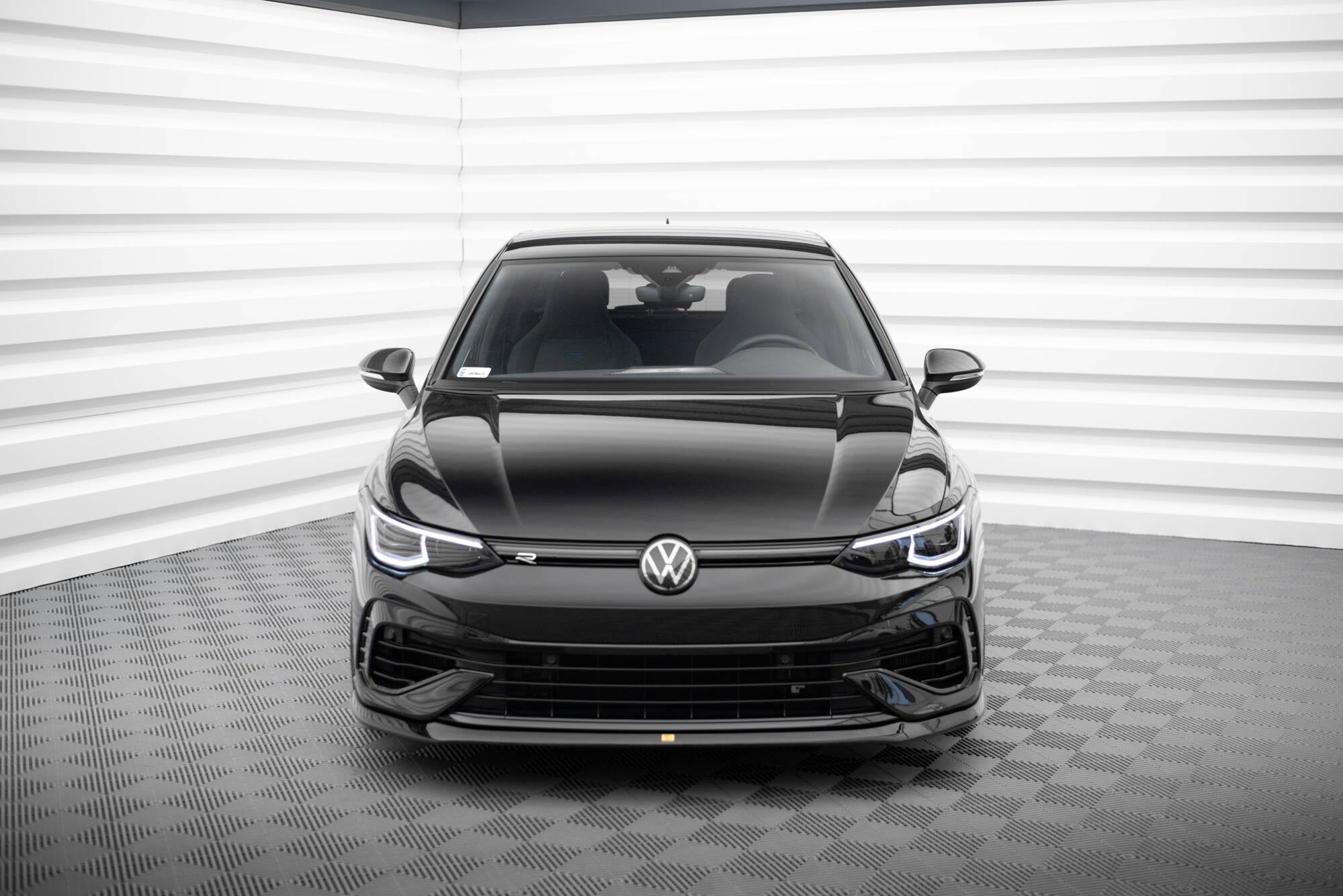 Eleron capota Volkswagen Golf Mk8 2019- v10 - Maxton Design