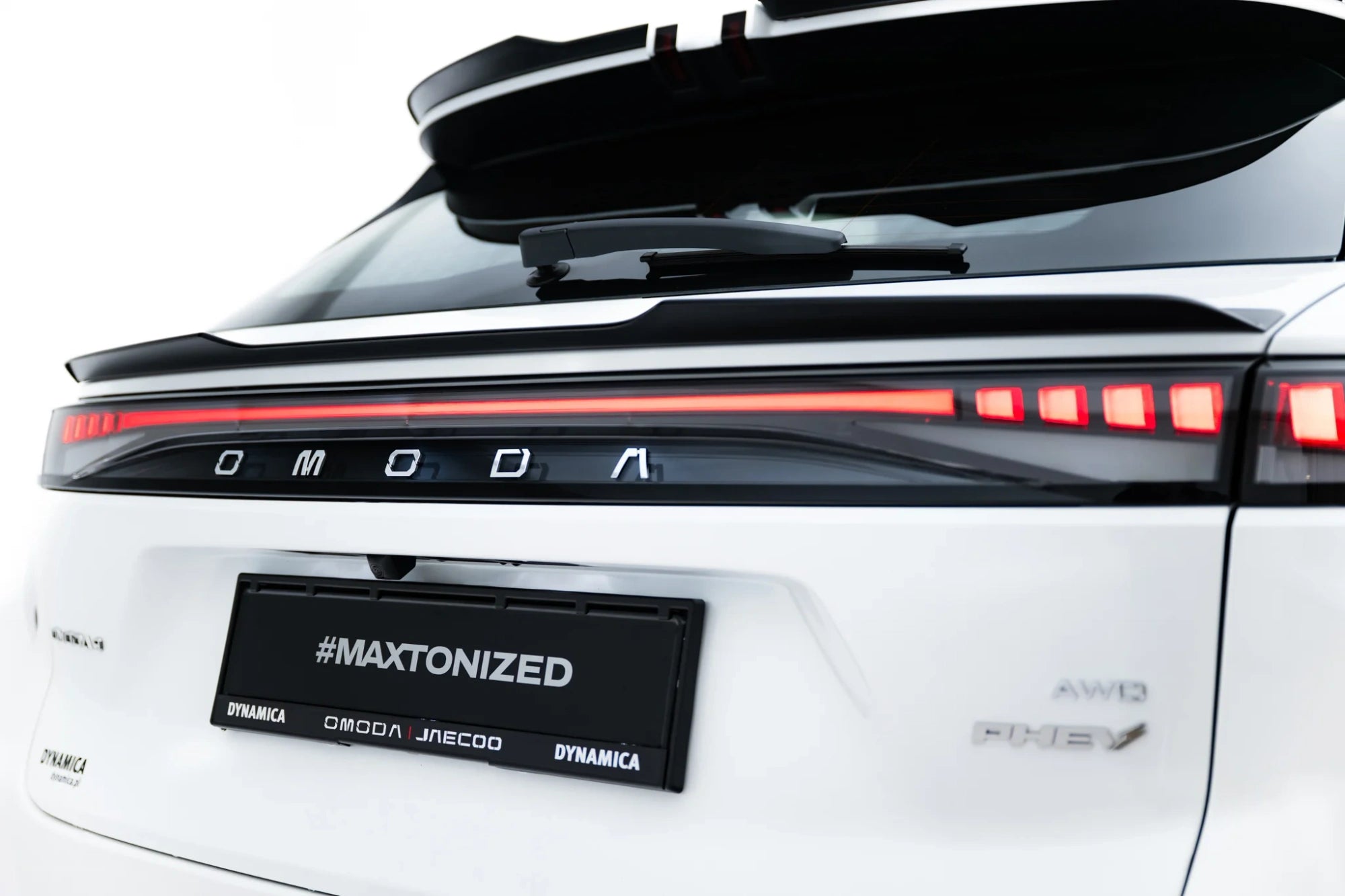 Eleron spoiler mijlociu Omoda 9 Mk1 - Maxton Design