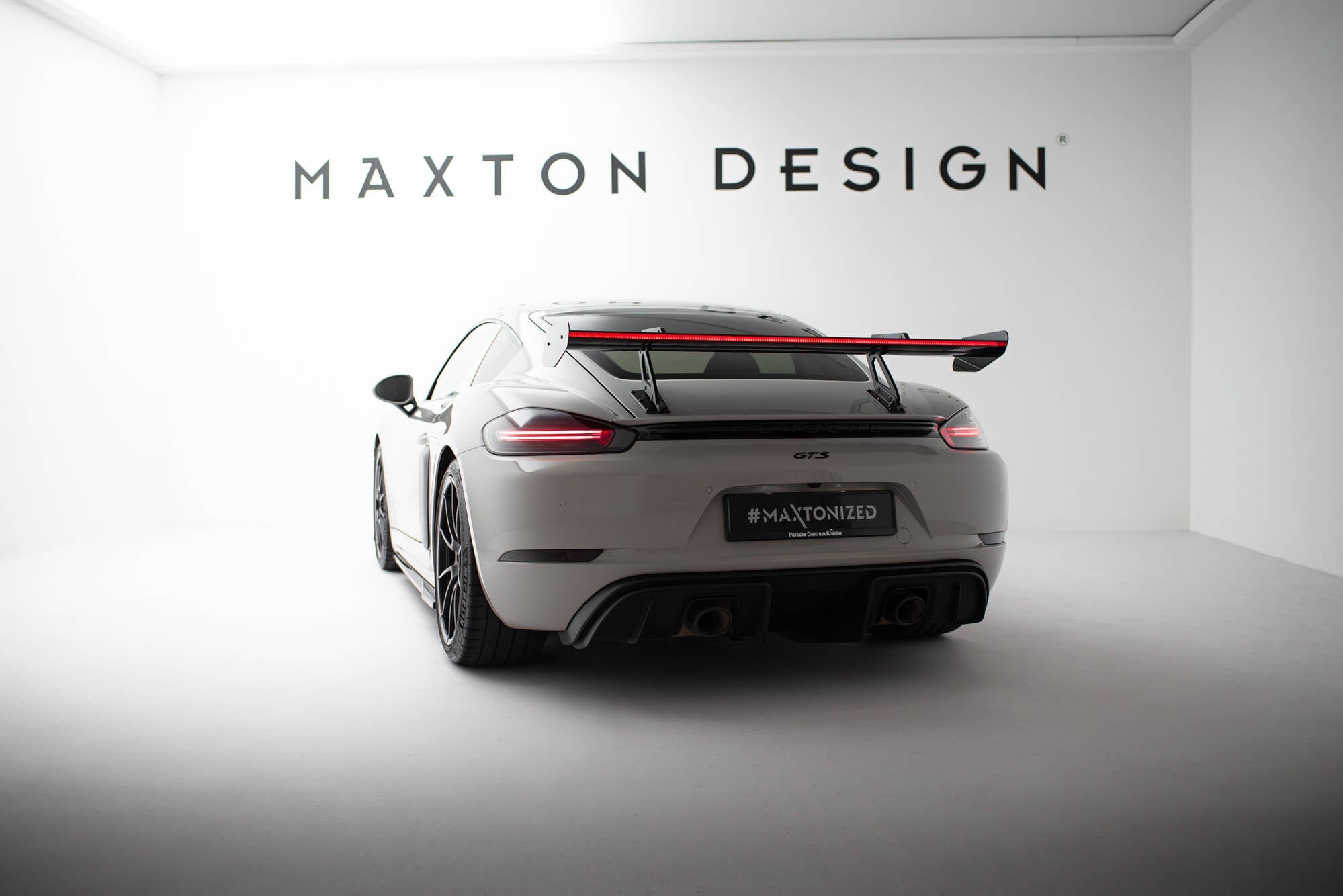 Eleron Porsche 718 Cayman 982c 2016- v7 - Maxton Design