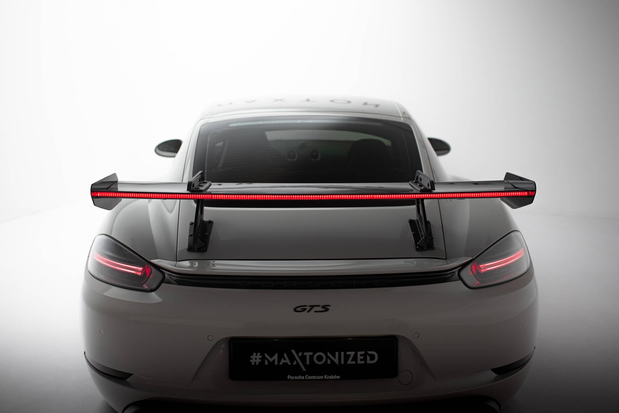 Eleron Porsche 718 Cayman 982c 2016- v7 - Maxton Design