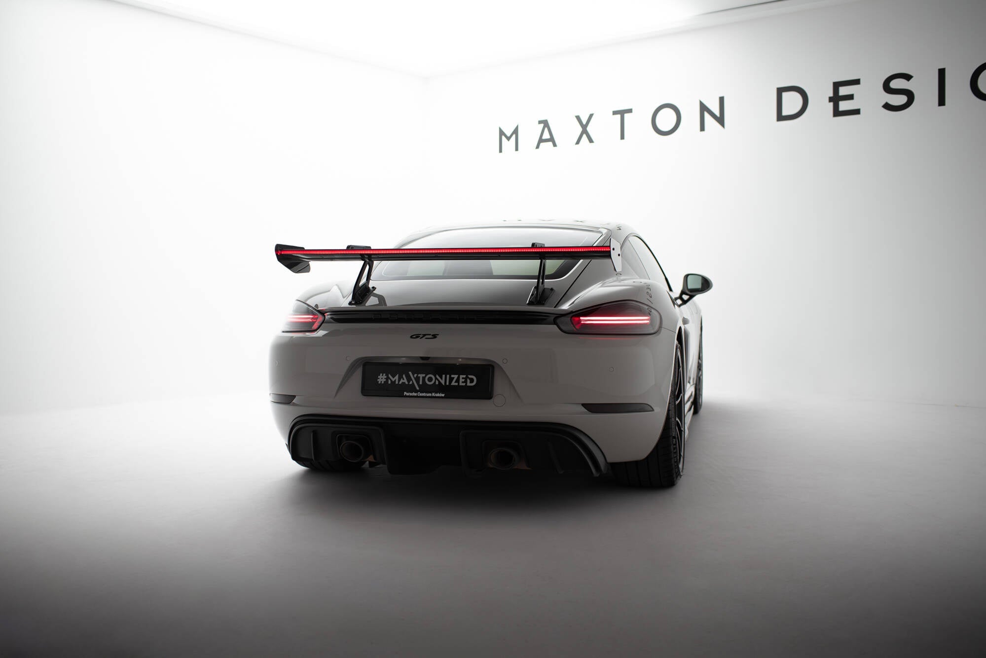 Eleron Porsche 718 Cayman 982c 2016- v7 - Maxton Design