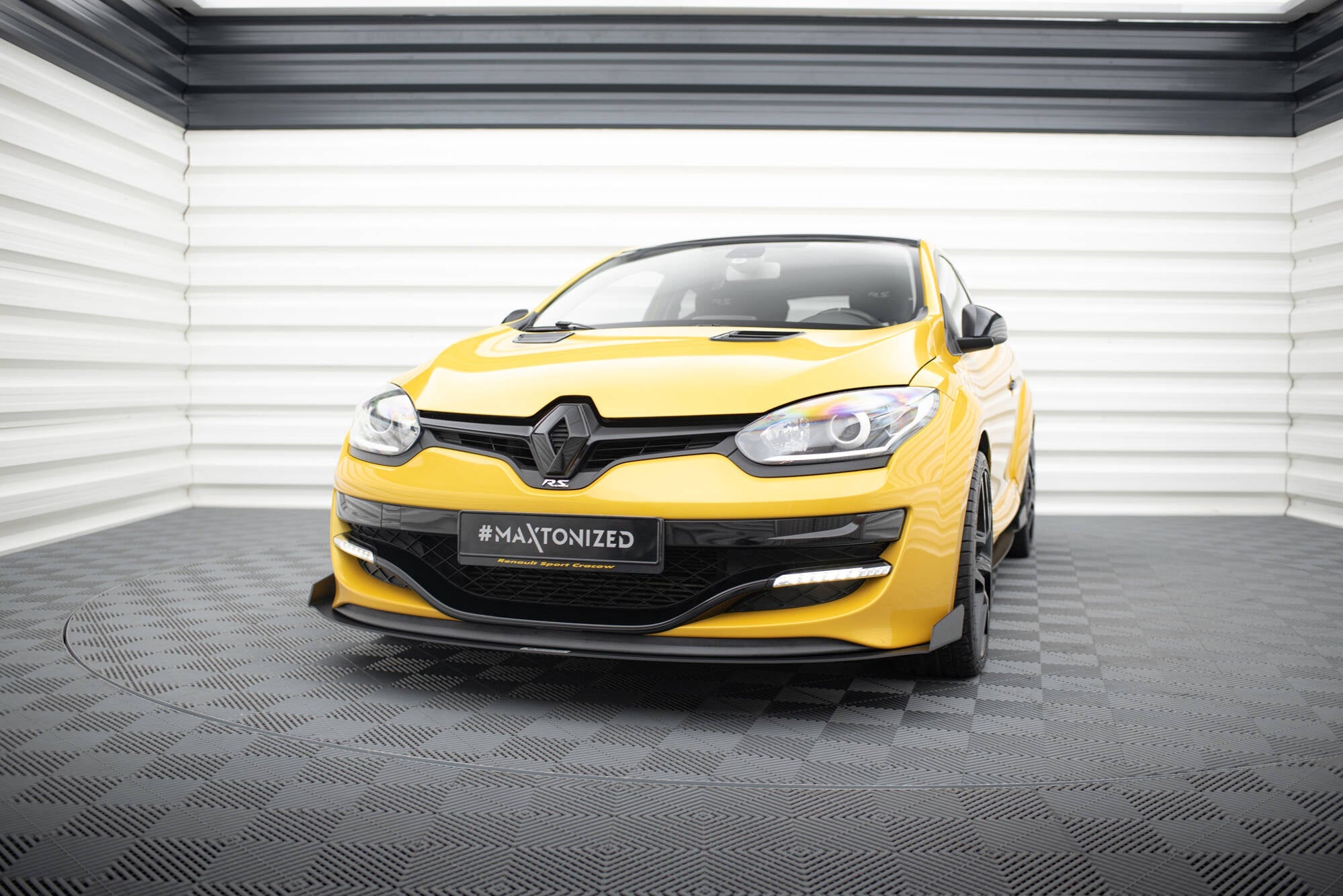 Prelungire splitter bara fata Renault Megane Mk3 RS 2010-2015 v2 - Maxton Design