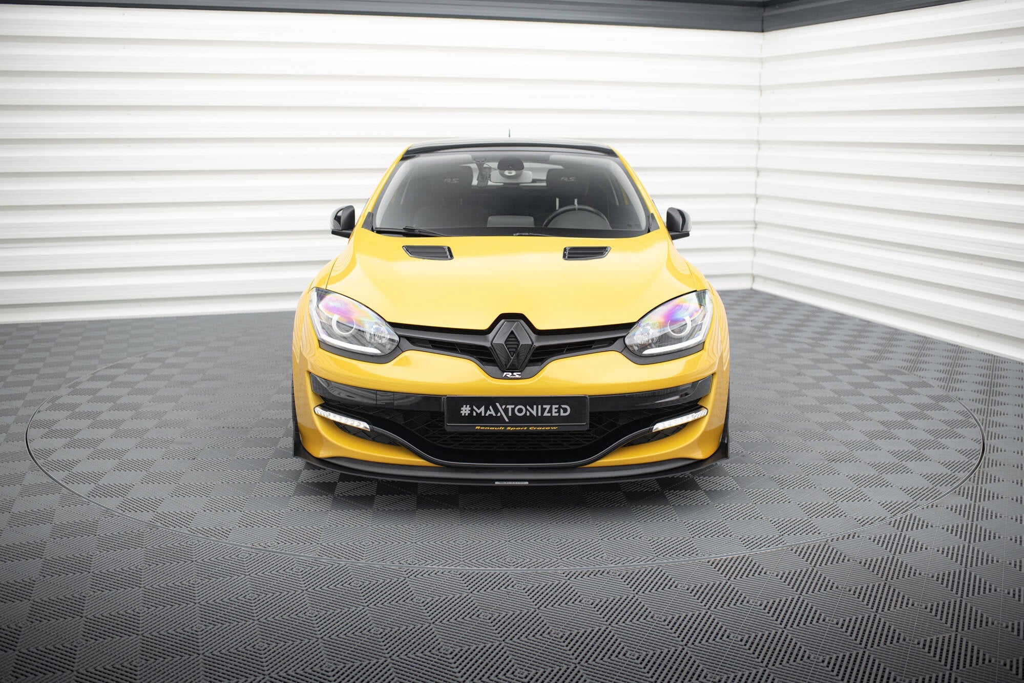 Prelungire splitter bara fata Renault Megane Mk3 RS 2010-2015 v2 - Maxton Design