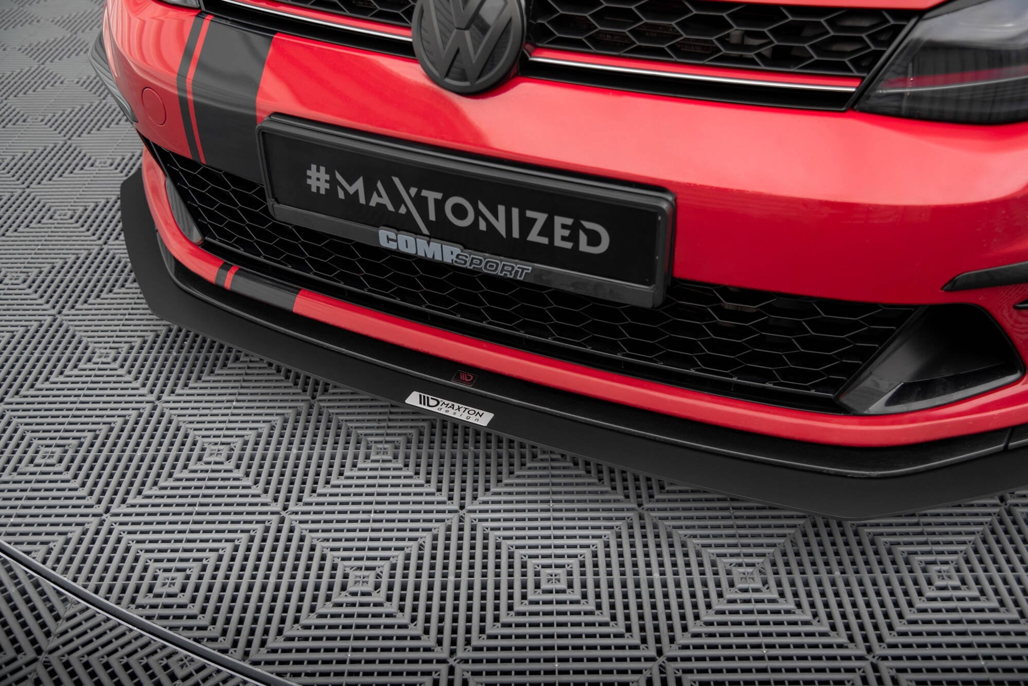 Prelungire splitter bara fata Volkswagen Golf 7 GTI Clubsport 2016-2017 v11 - Maxton Design
