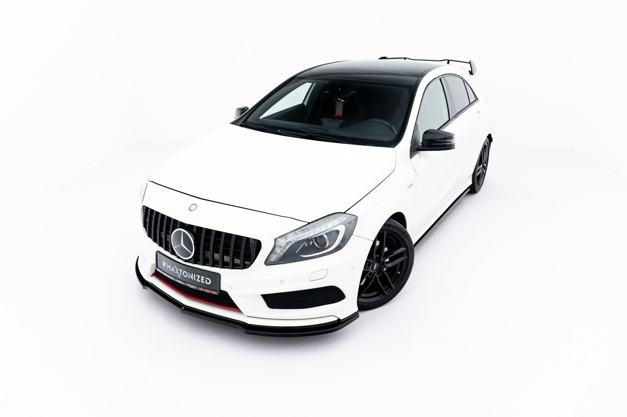Prelungire splitter bara fata Mercedes A Class W176 Amg-Line 2013-2015 v3 - Maxton Design