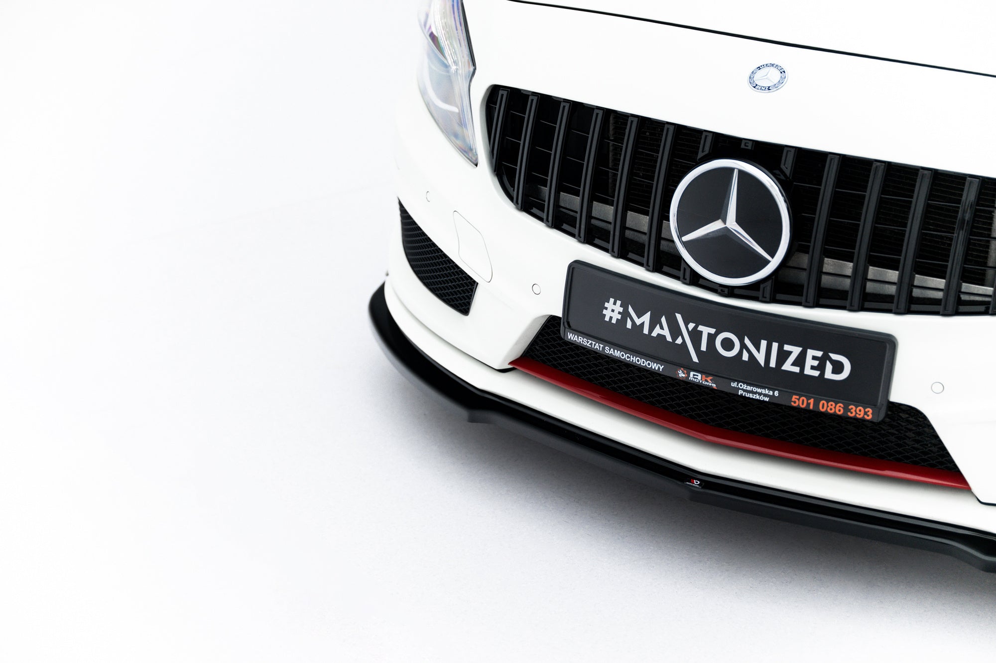 Prelungire splitter bara fata Mercedes A Class W176 Amg-Line 2013-2015 v3 - Maxton Design