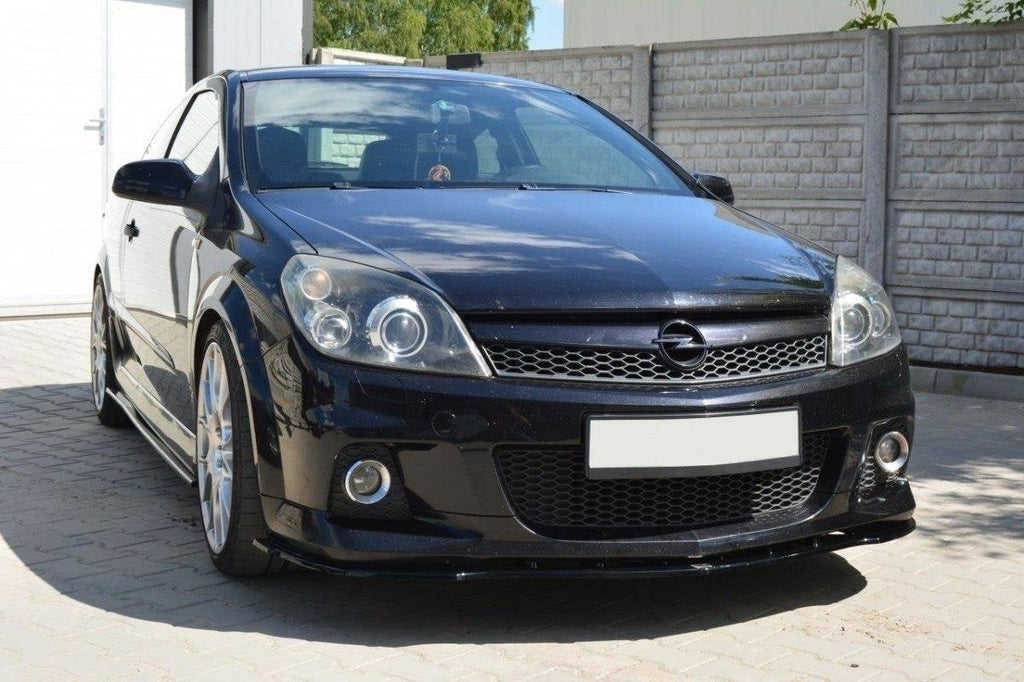 Prelungire splitter bara fata Opel Astra H OPC / VXR 2005-2010 v2 - Maxton Design