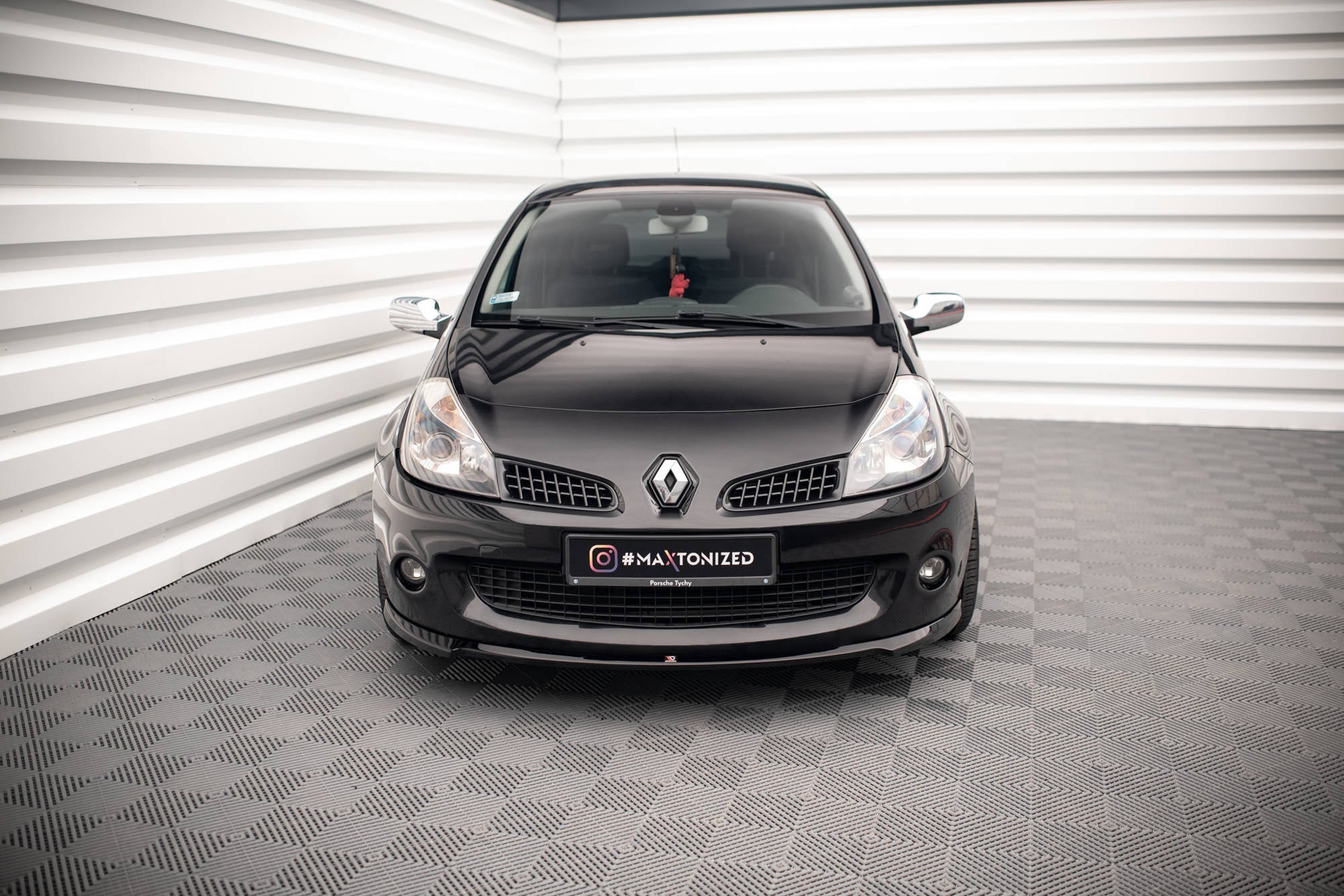 Prelungire splitter bara fata Renault Clio Mk3 RS 2006-2009 v2 - Maxton Design