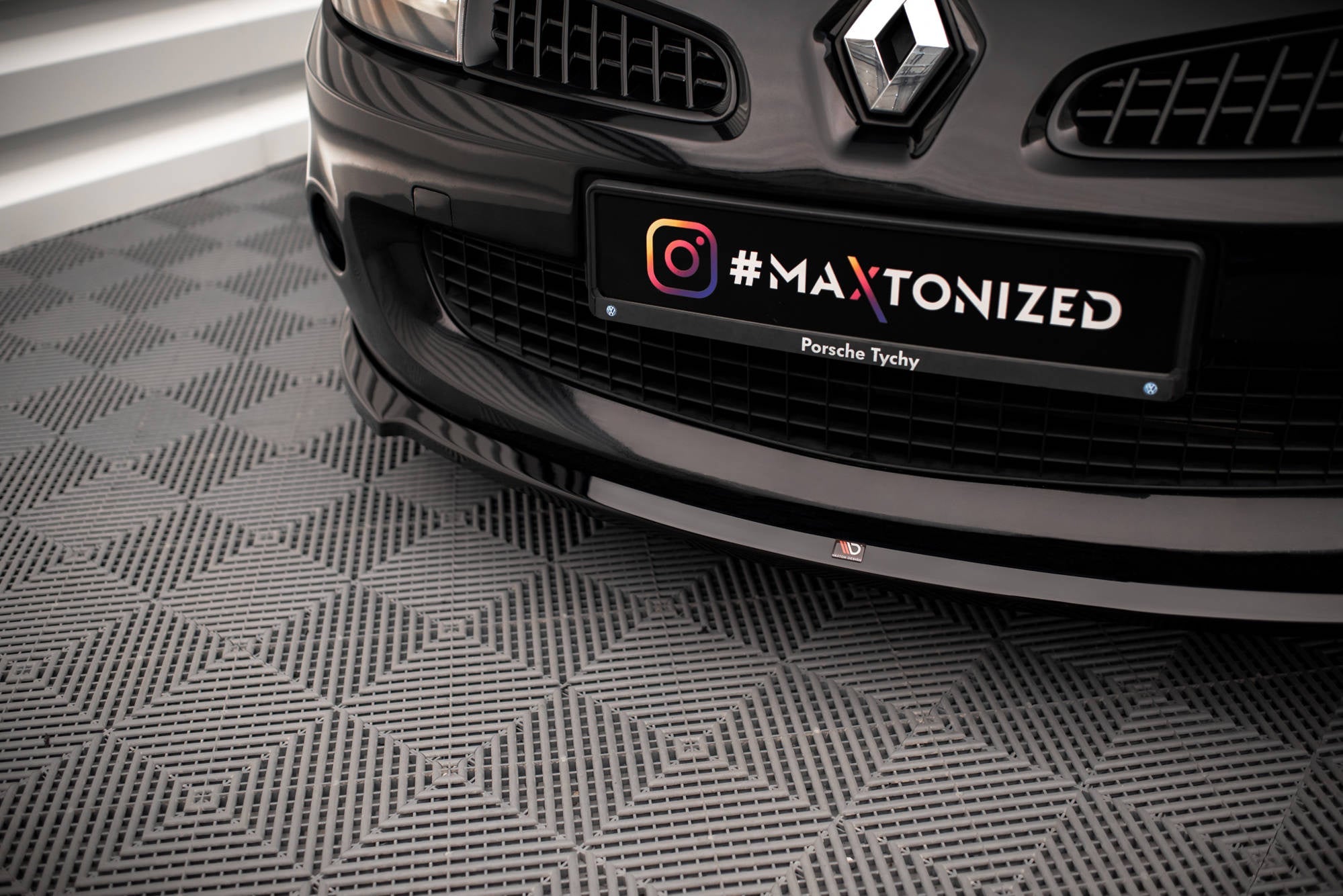 Prelungire splitter bara fata Renault Clio Mk3 RS 2006-2009 v2 - Maxton Design
