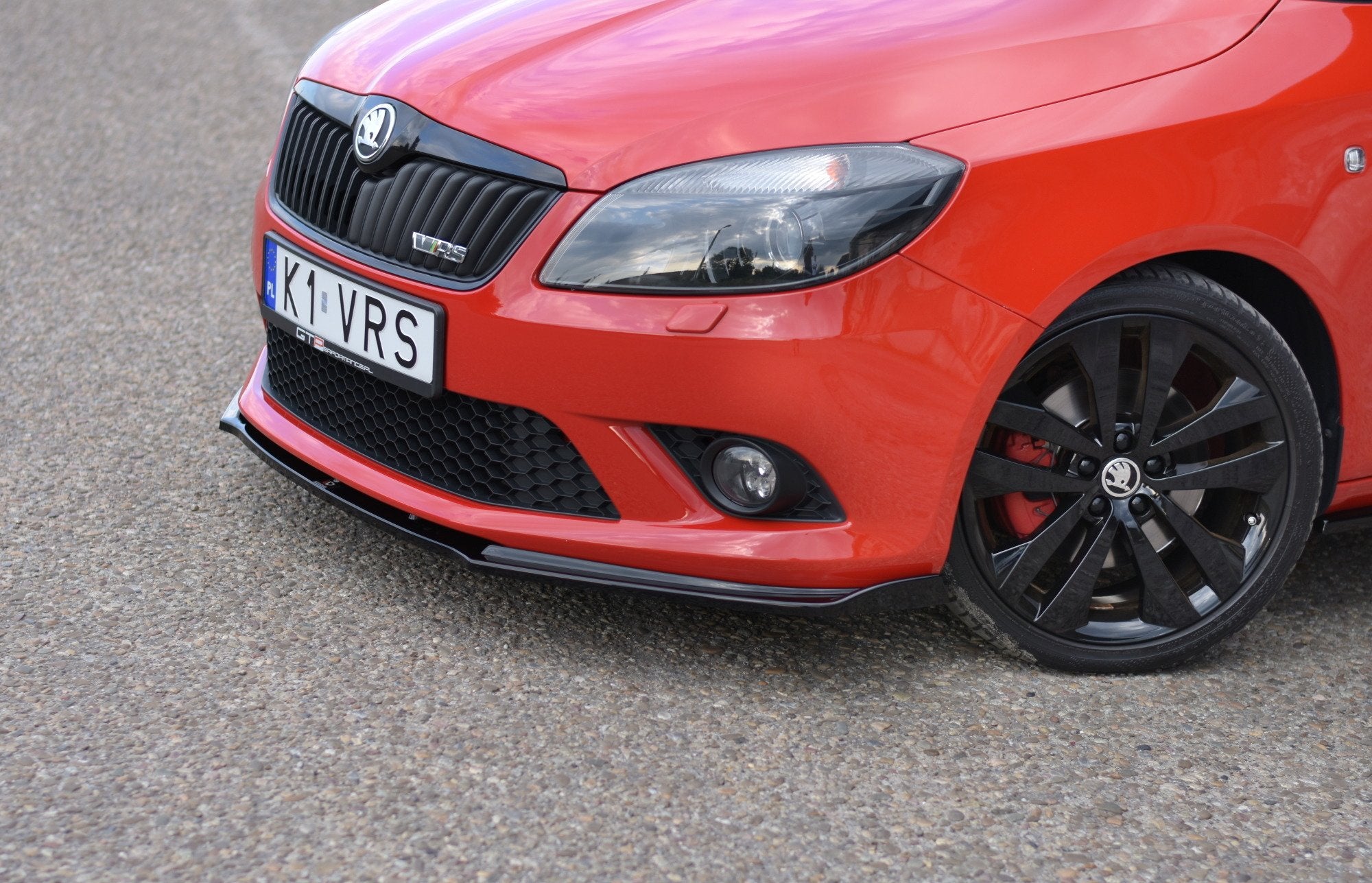 Prelungire splitter bara fata Skoda Fabia Mk2 RS 2007-2014 v1 - Maxton Design
