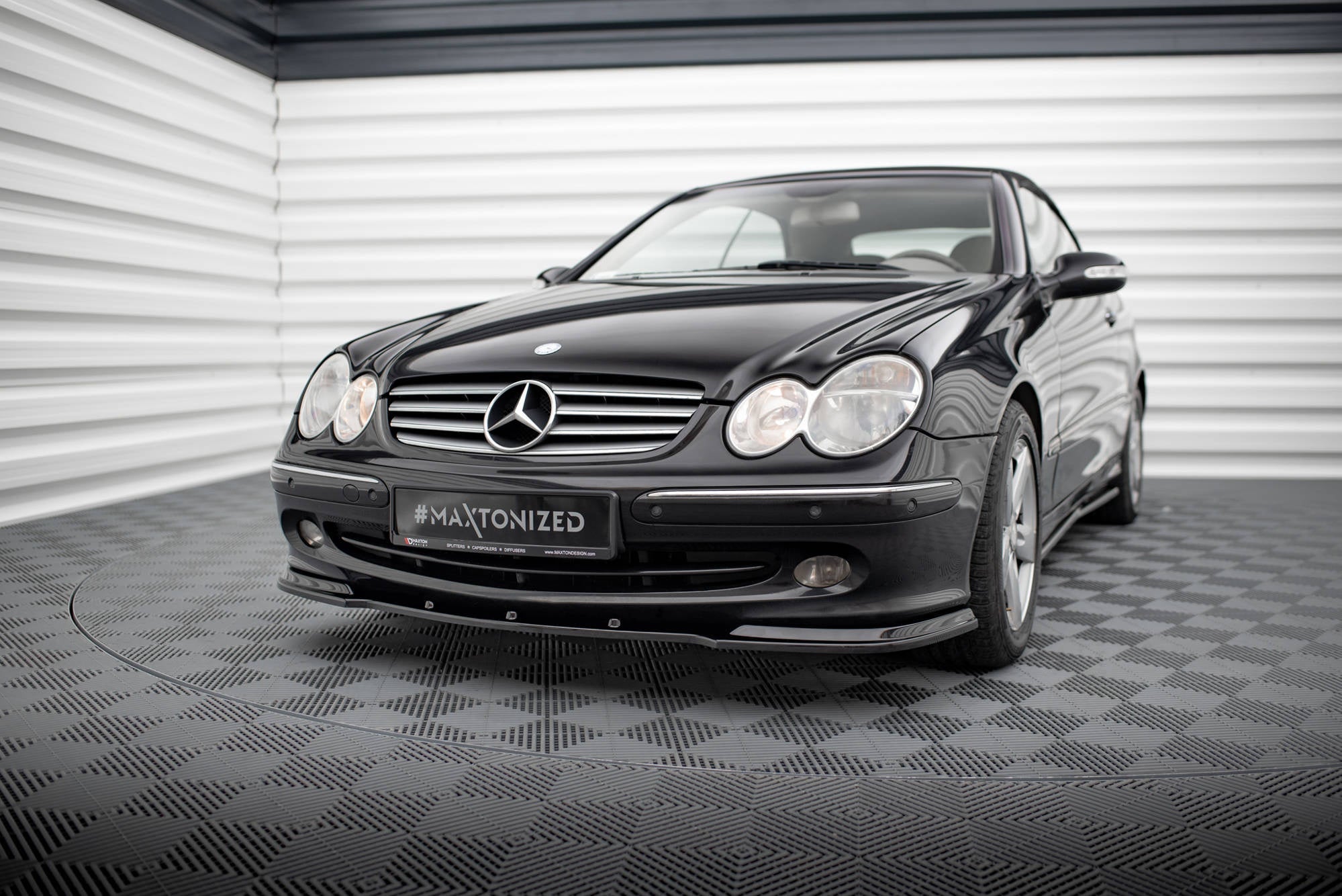 Prelungire splitter bara fata Mercedes CLK W209 2003-2006 v1 - Maxton Design