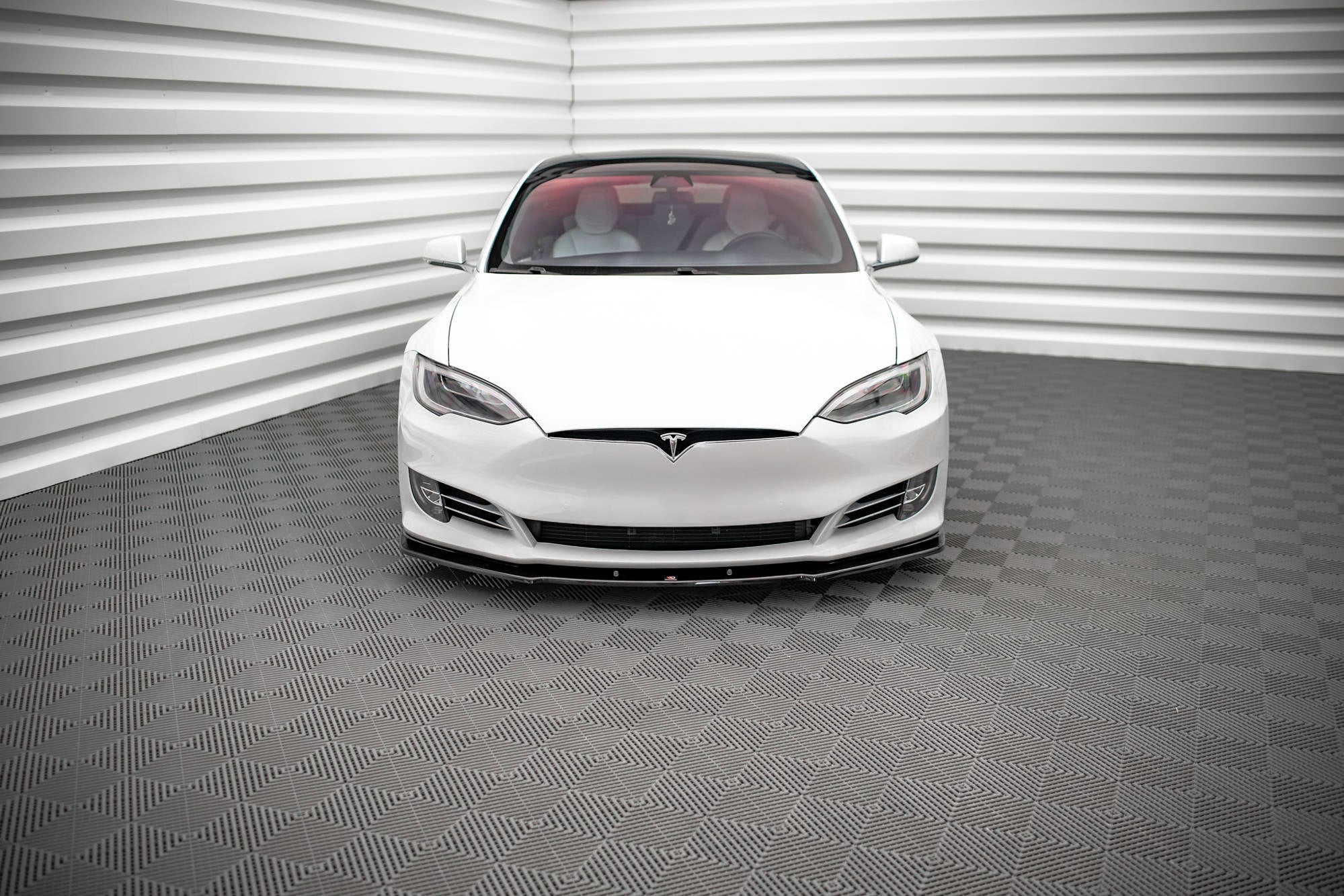 Prelungire splitter bara fata Tesla Model S Facelift 2016- v1 - Maxton Design
