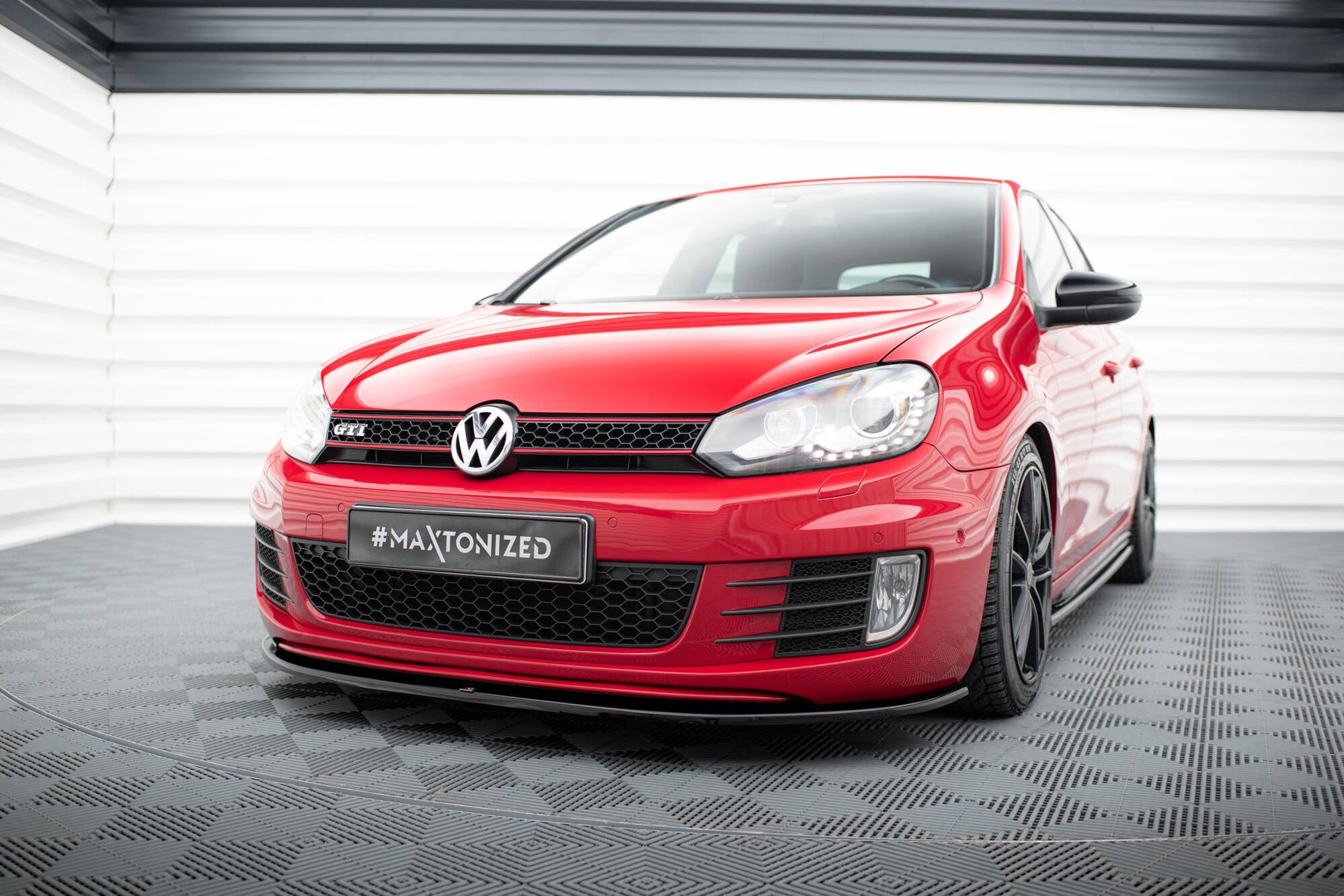 Prelungire splitter bara fata Volkswagen Golf 6 GTI 2008-2012 v5 - Maxton Design