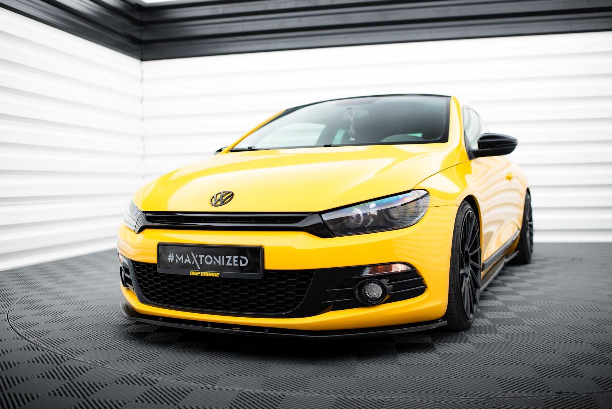 Prelungire splitter bara fata Volkswagen Scirocco Mk3 2008-2014 v1 - Maxton Design