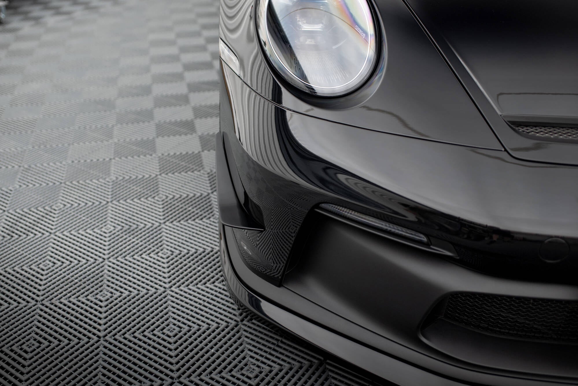 Ornamente canards bara fata Porsche 911 992 GT3 2021- v1 - Maxton Design