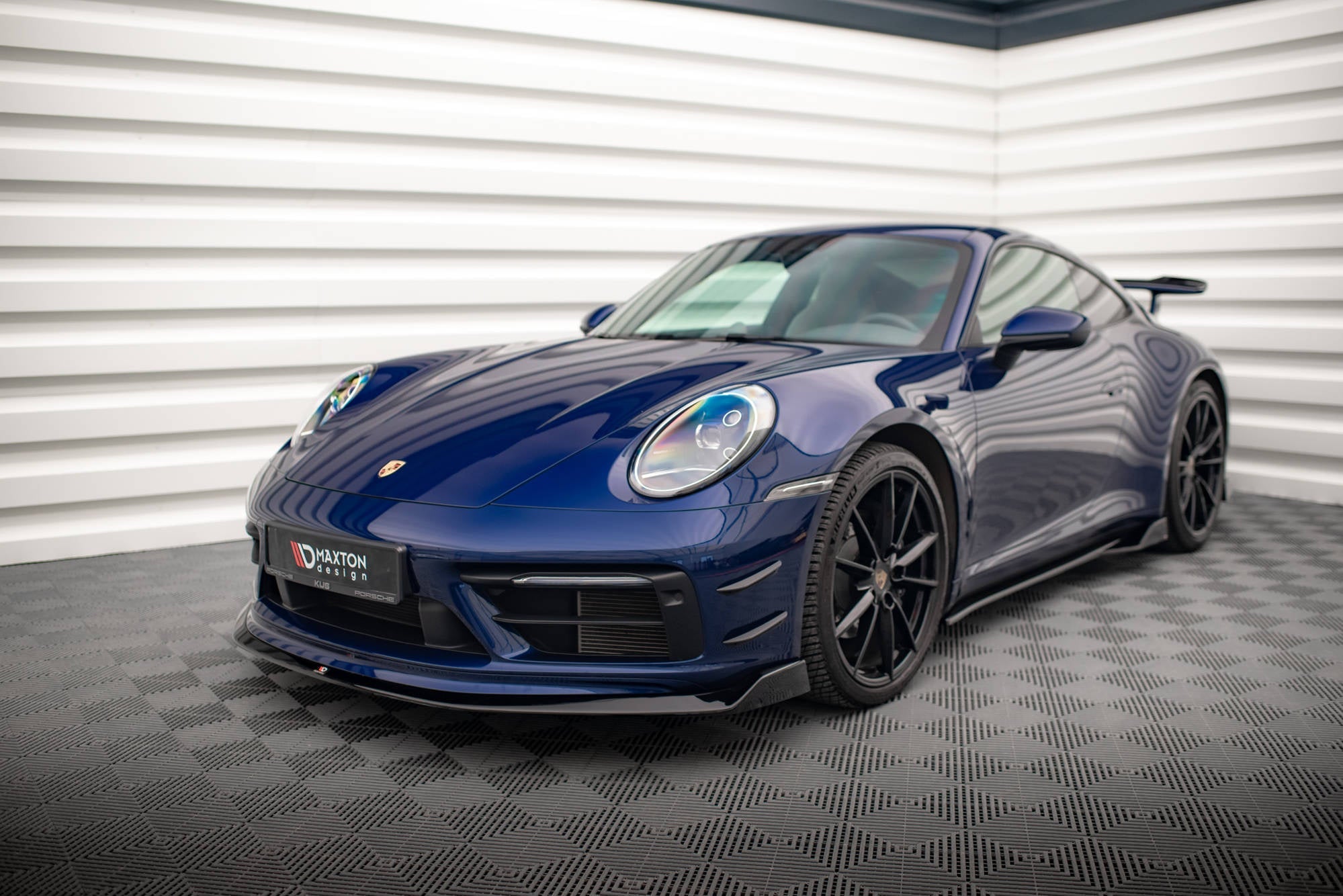 Ornamente canards bara fata Porsche 911 Carrera Aero 992 2019- v1 - Maxton Design
