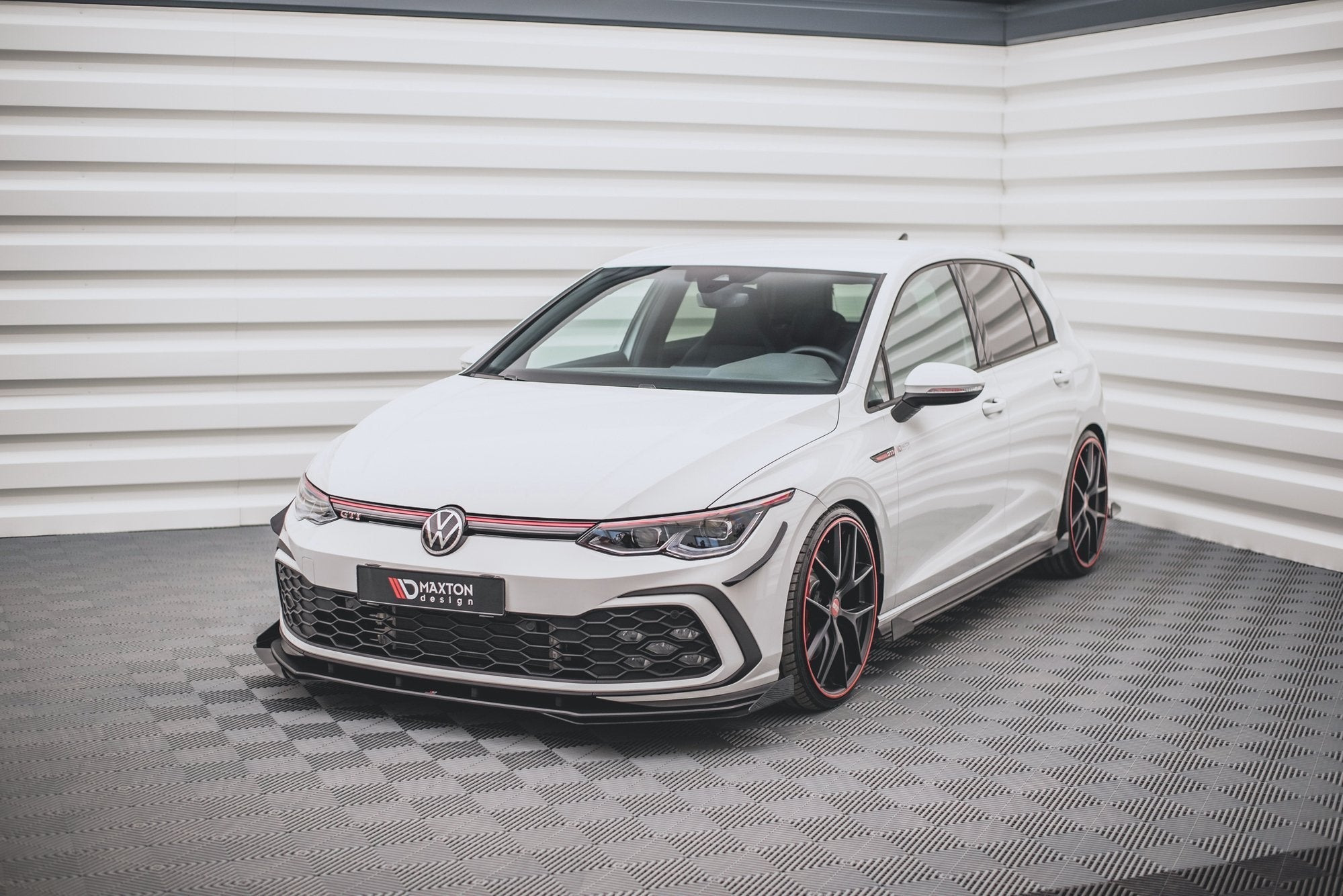 Ornamente canards bara fata Volkswagen Golf 8 GTI 2020- v8 - Maxton Design