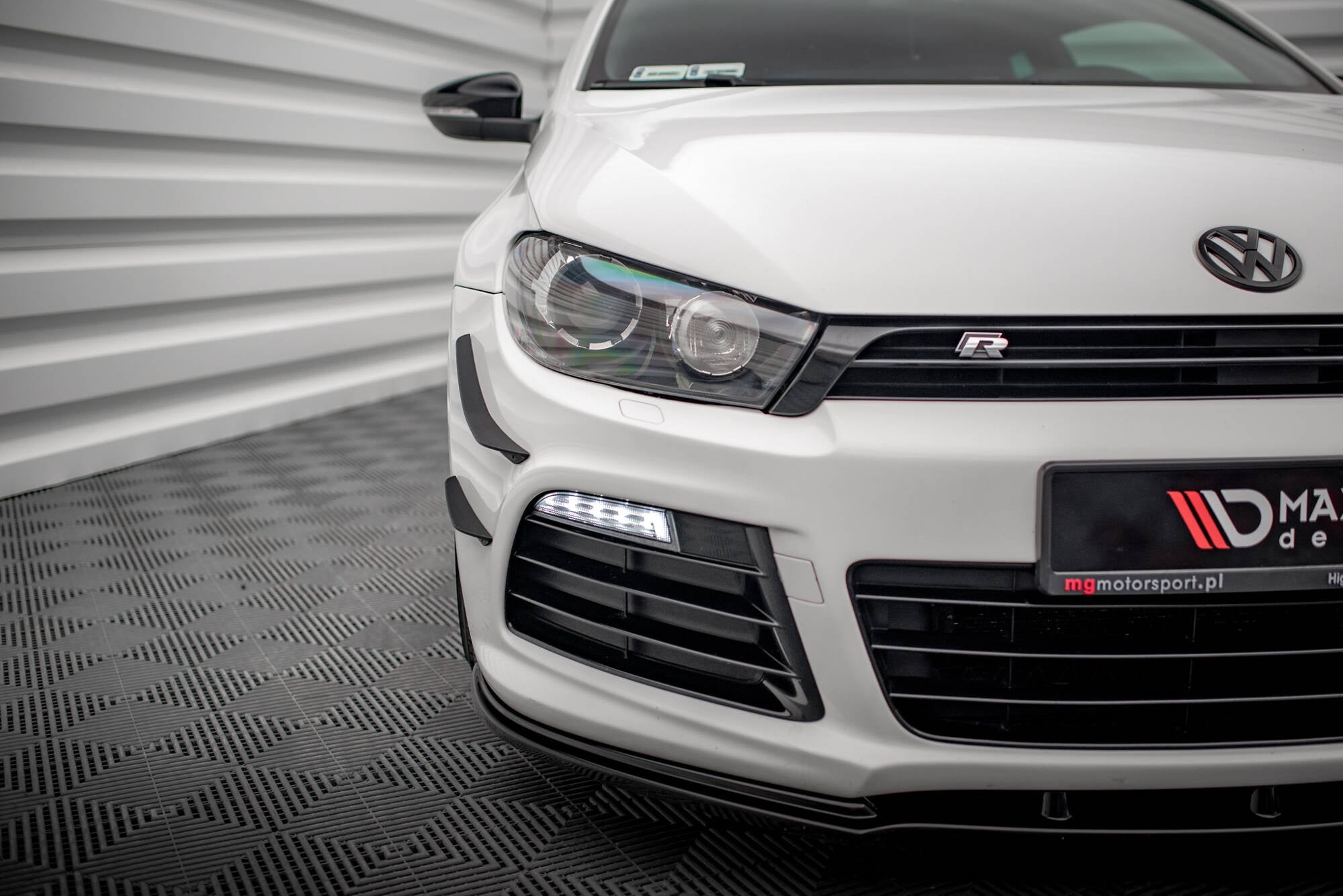 Ornamente canards bara fata Volkswagen Scirocco R Mk3 2008-2014 v1 - Maxton Design