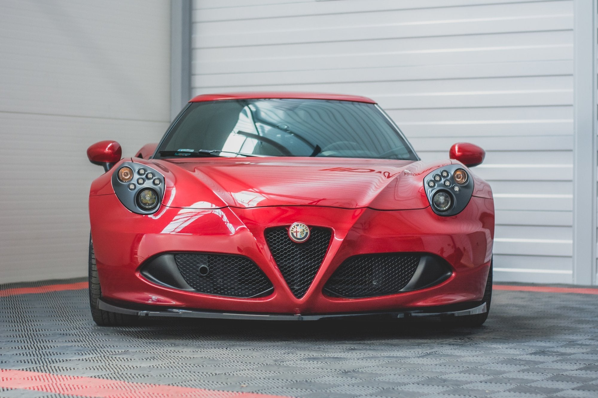 Prelungire splitter bara fata Alfa Romeo 4C 2013-2017 v1 - Maxton Design
