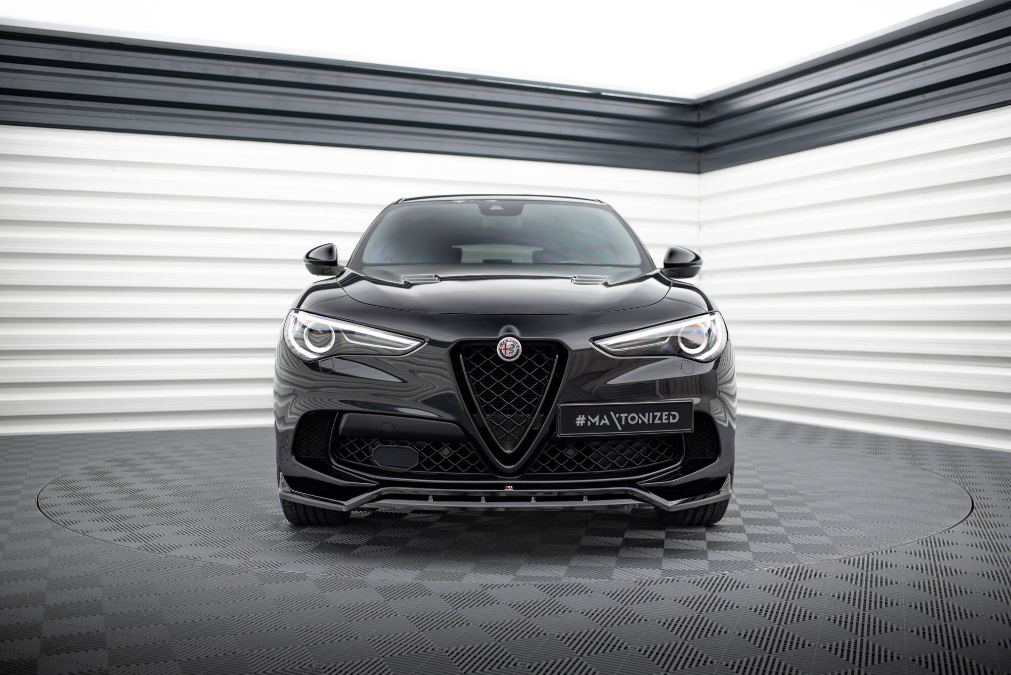 Prelungire splitter bara fata Alfa Romeo Stelvio Quadrifoglio Mk1 2016-2020 v3 - Maxton Design