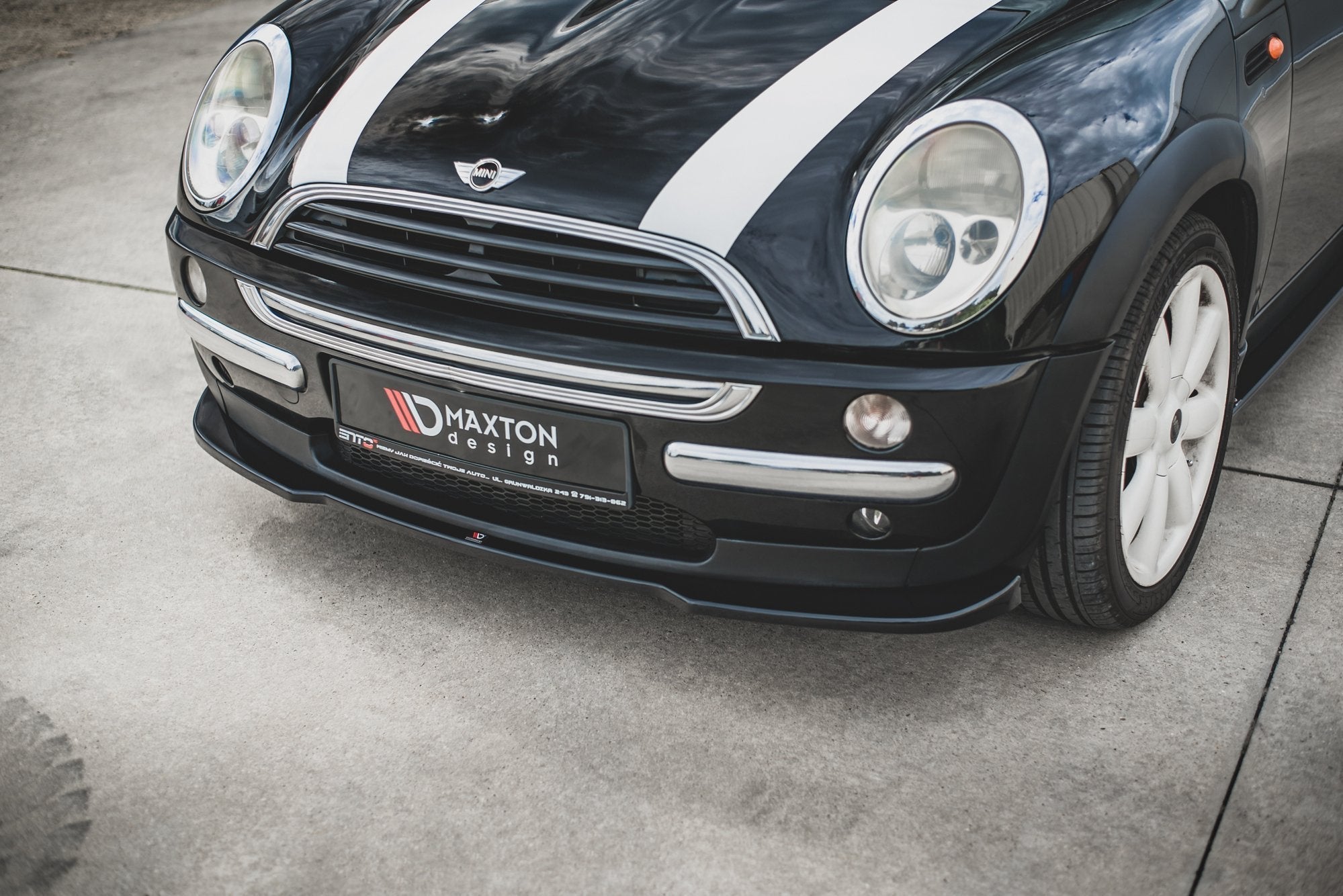 Prelungire splitter bara fata Mini Cooper One R50 2001-2006 v1 - Maxton Design